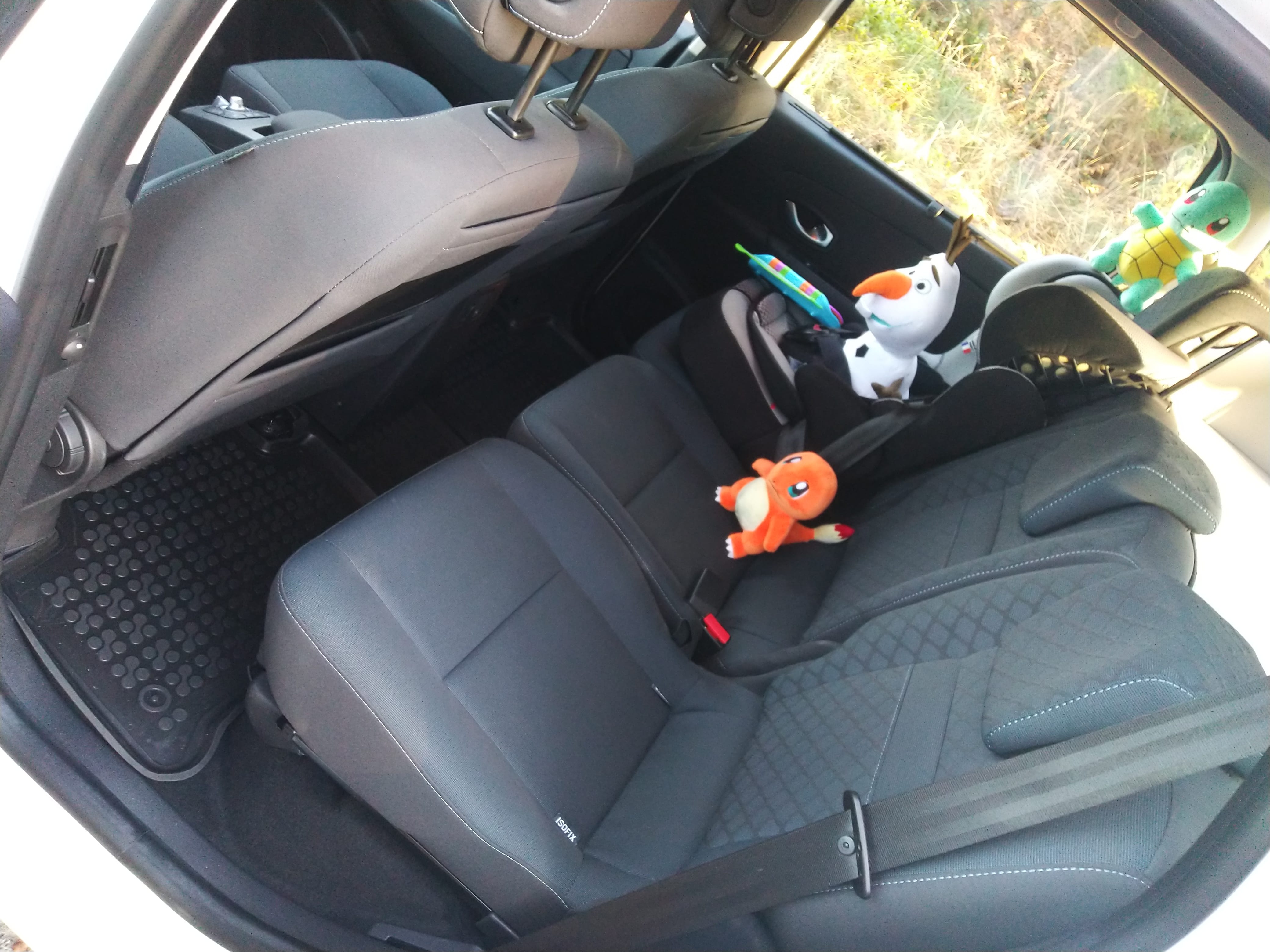 Renault Scenic CLIM 1.5 DCI 110 CH (1) avec Siège bébé