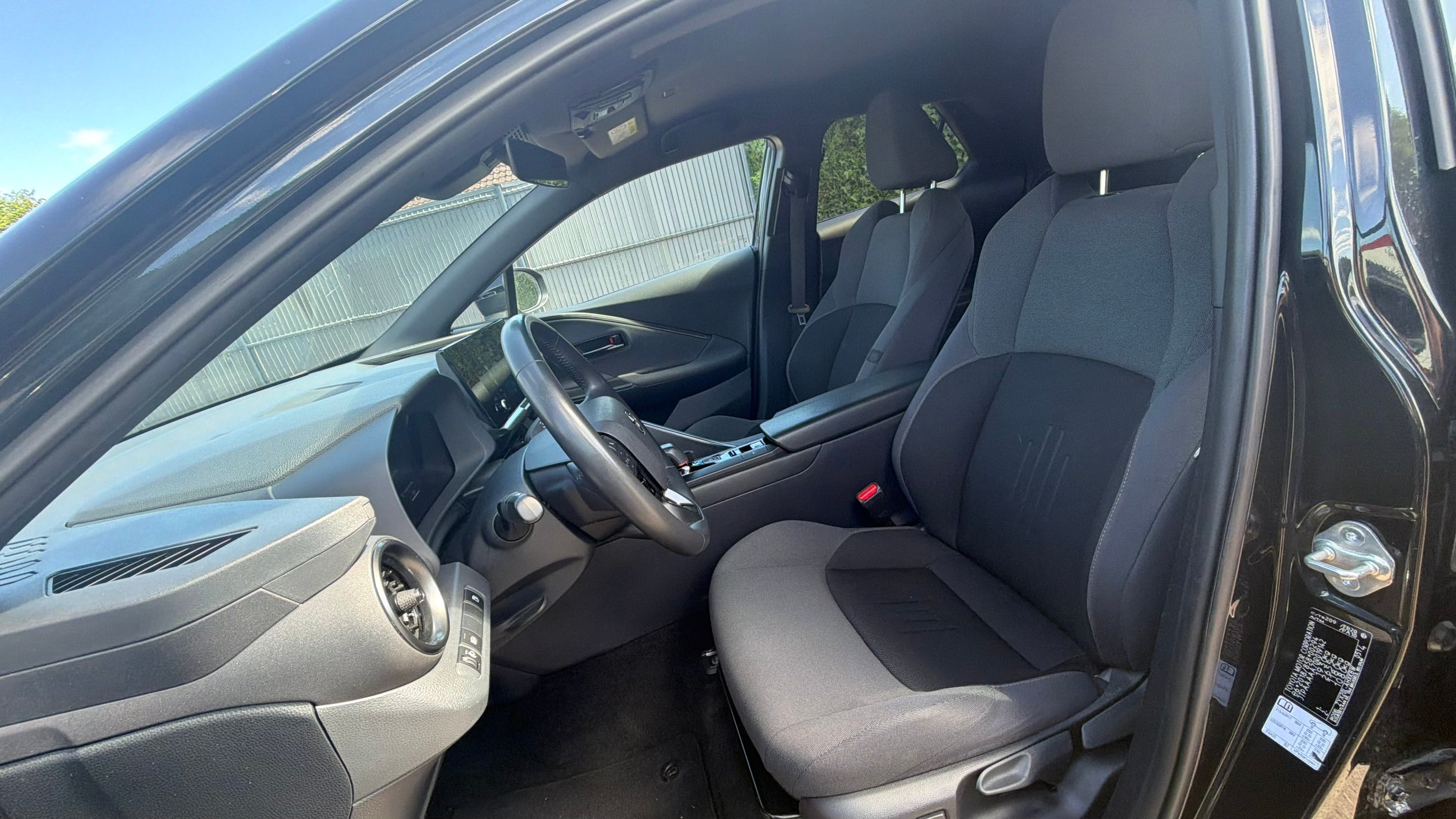 Toyota C-HR Hybrid avec Audio Bluetooth