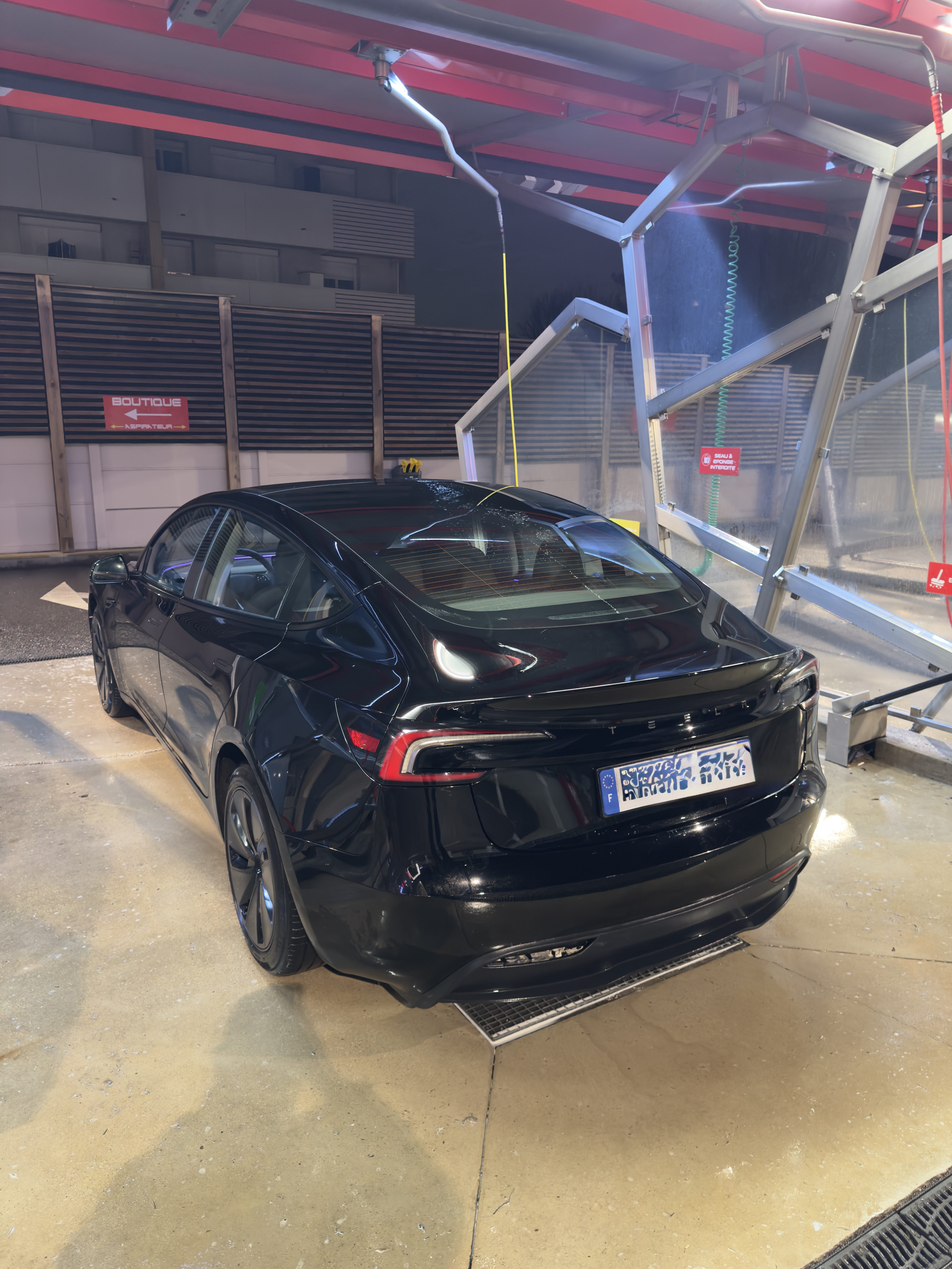Tesla Model 3 Long Range avec Climatisation