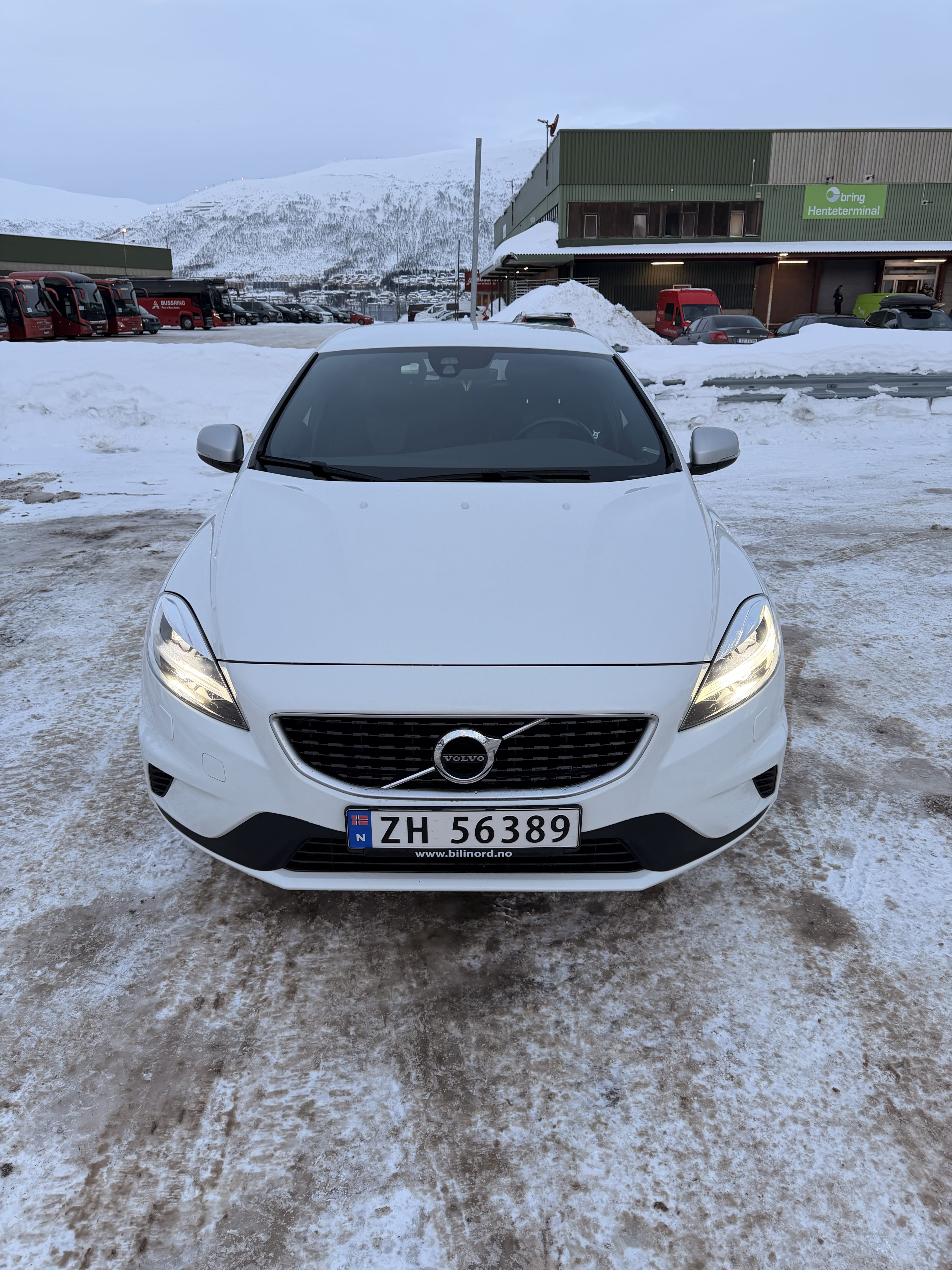 Volvo V40, 2019, Blyfri 95