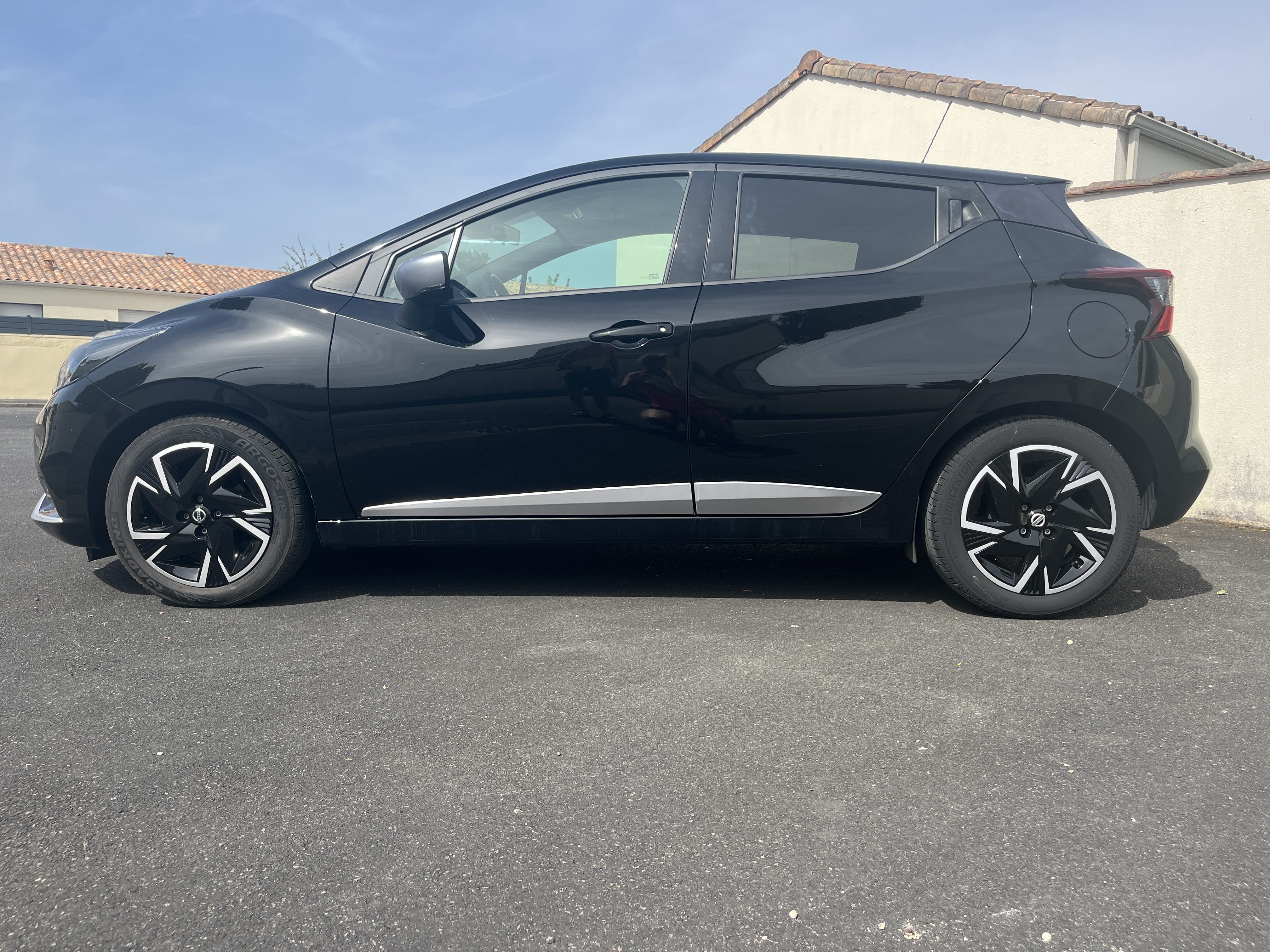 Nissan Micra avec Climatisation