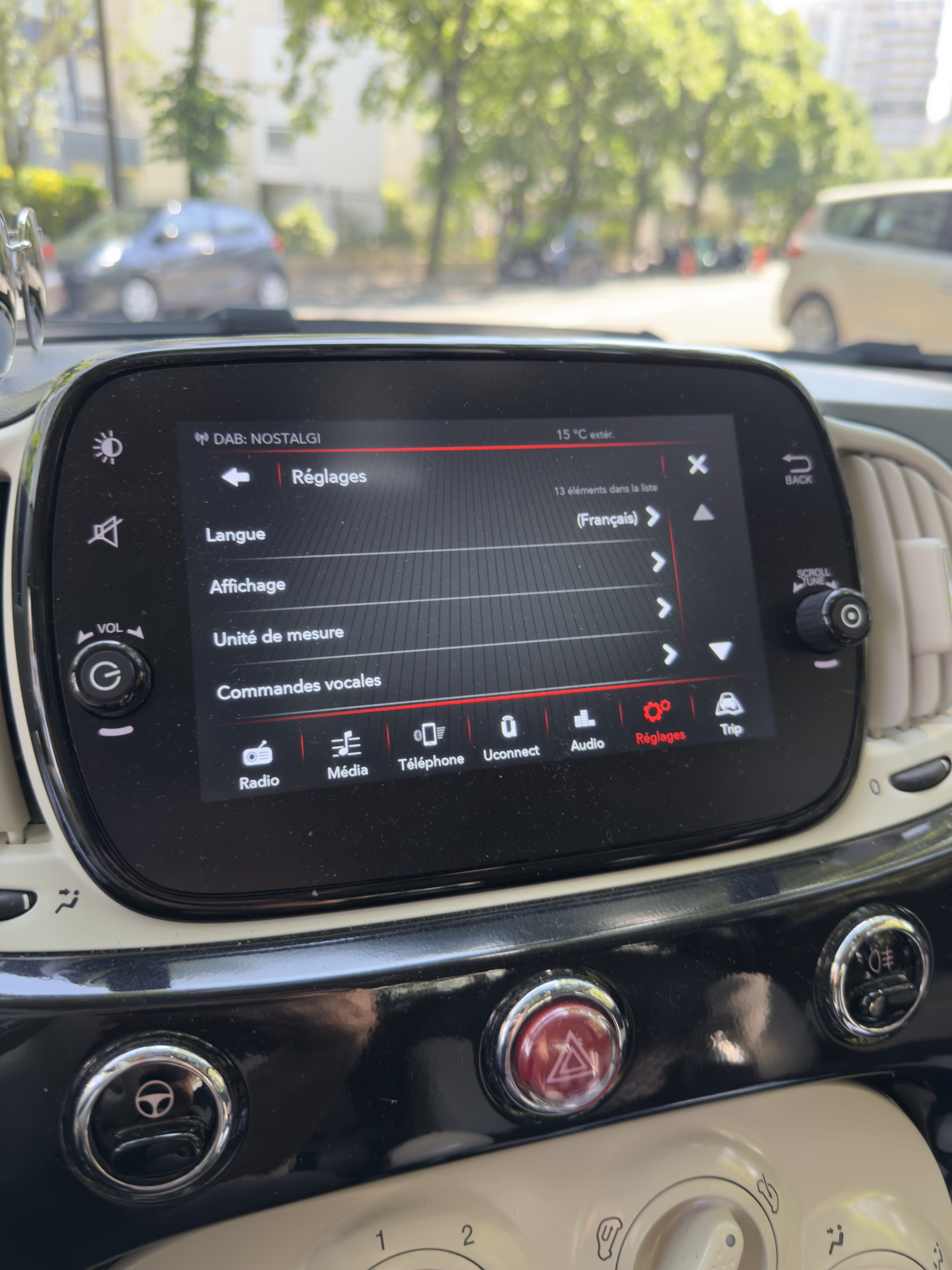 Fiat 500 C Hybride avec Autoradio
