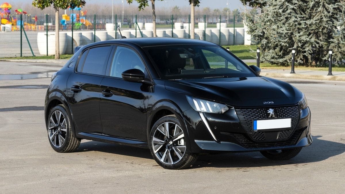 Peugeot 208 1.2 PureTech 100ch, 2023, Euro 95 (E10)