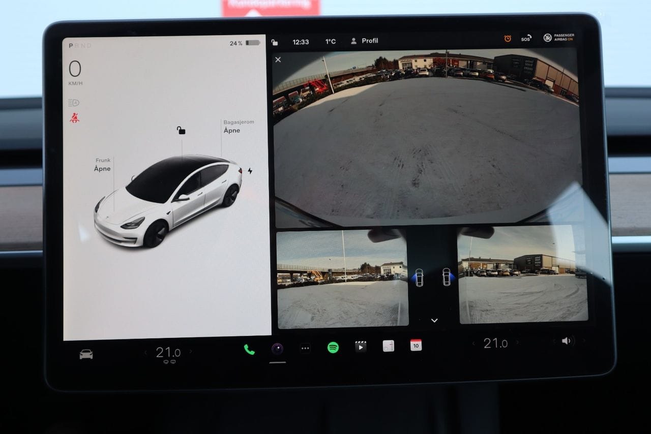 Tesla Model 3 Standard Range med GPS