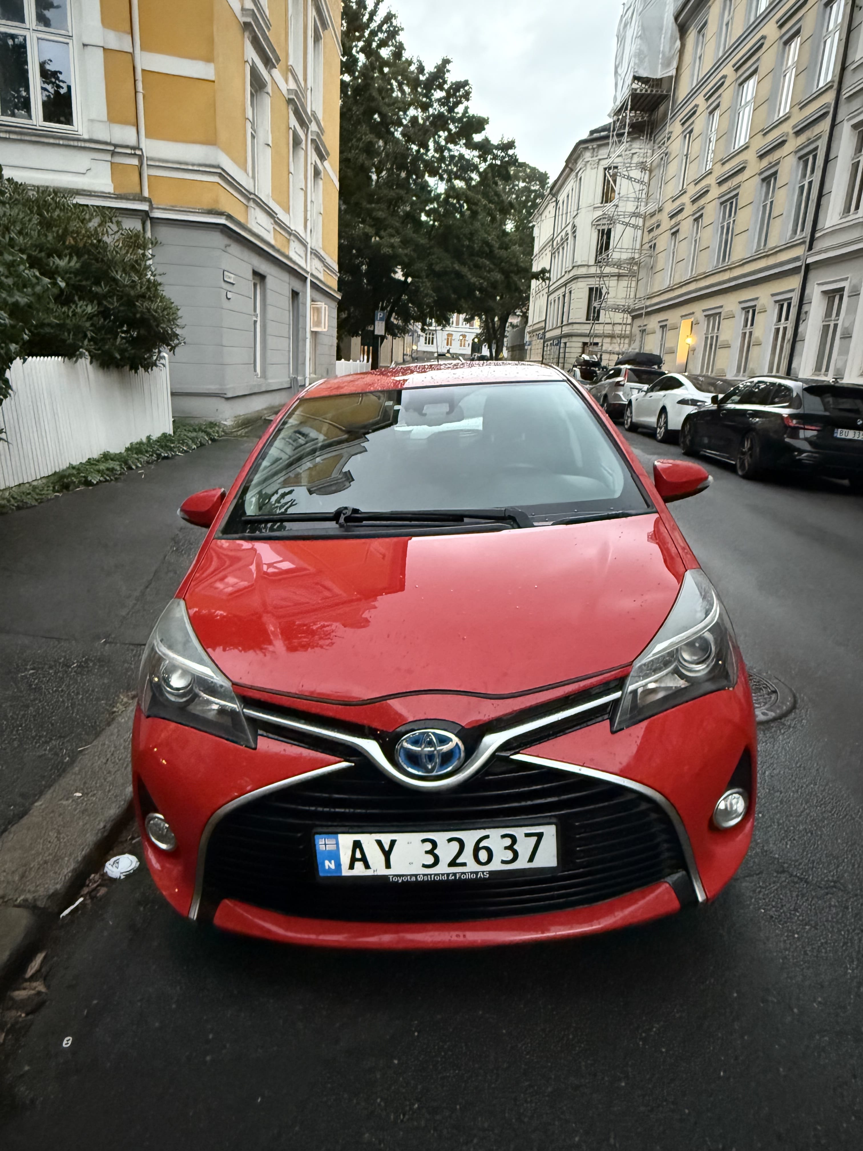 Toyota Yaris Hybrid med Bluetooth audio