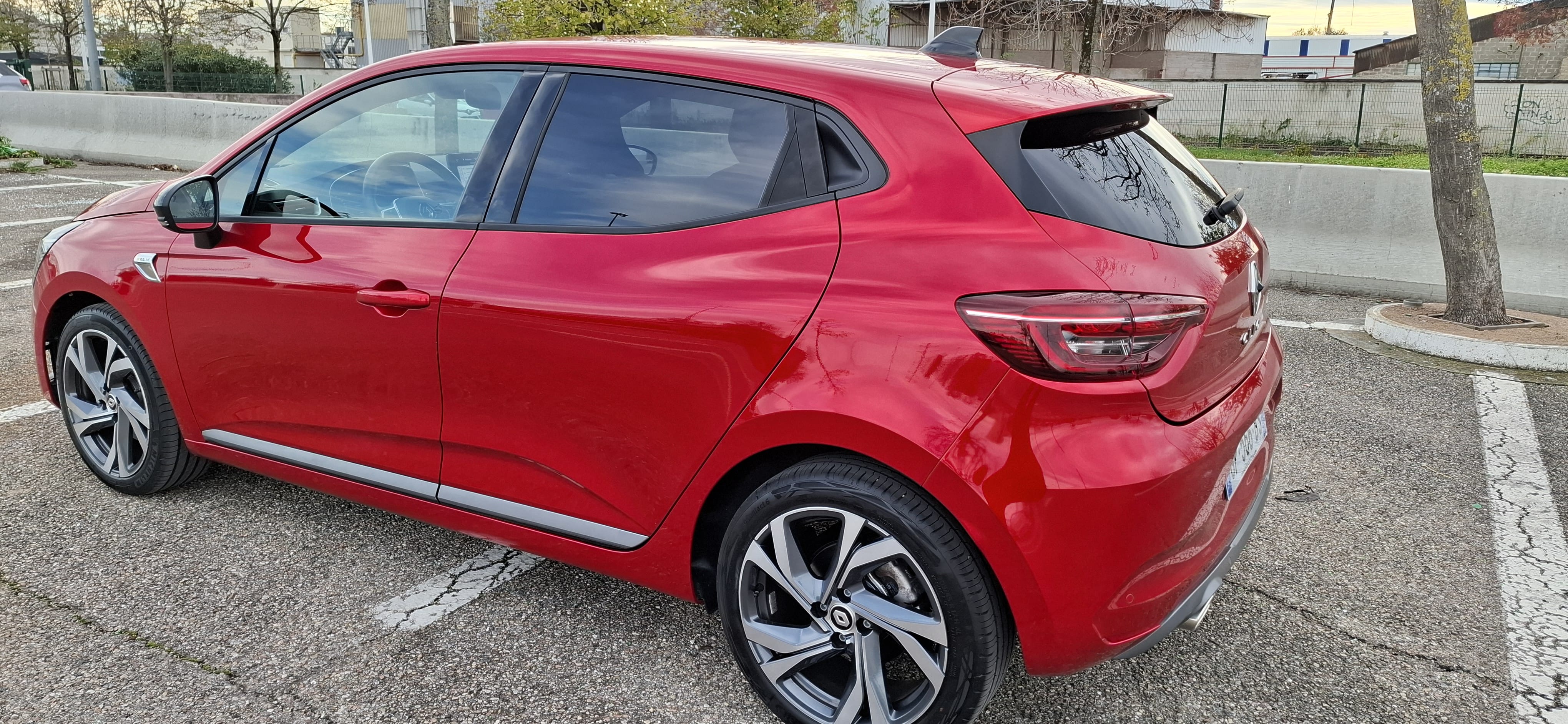 Renault Clio avec GPS