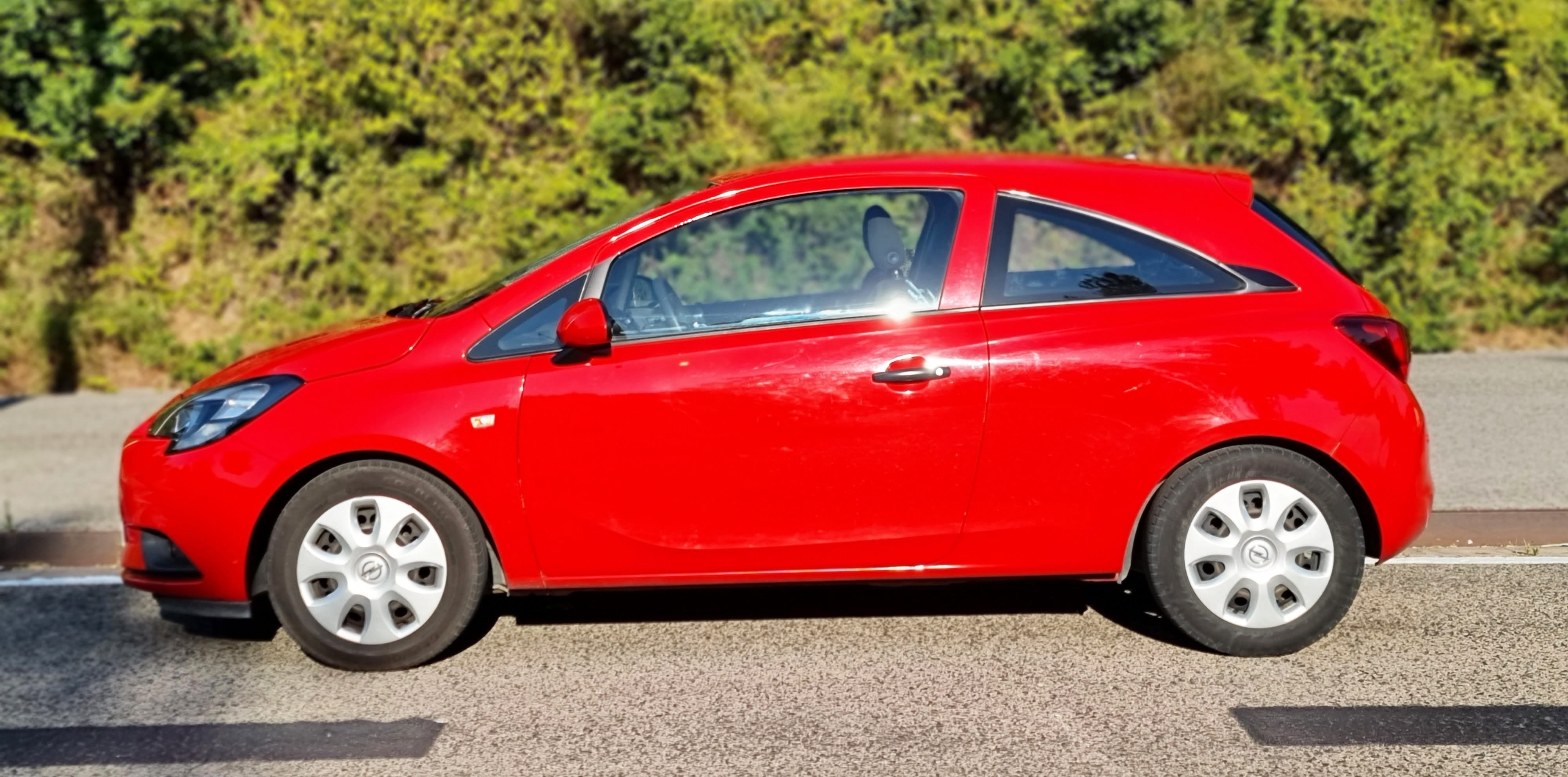 Opel Corsa Red Tech Bluetooth mit Bluetooth-Audio