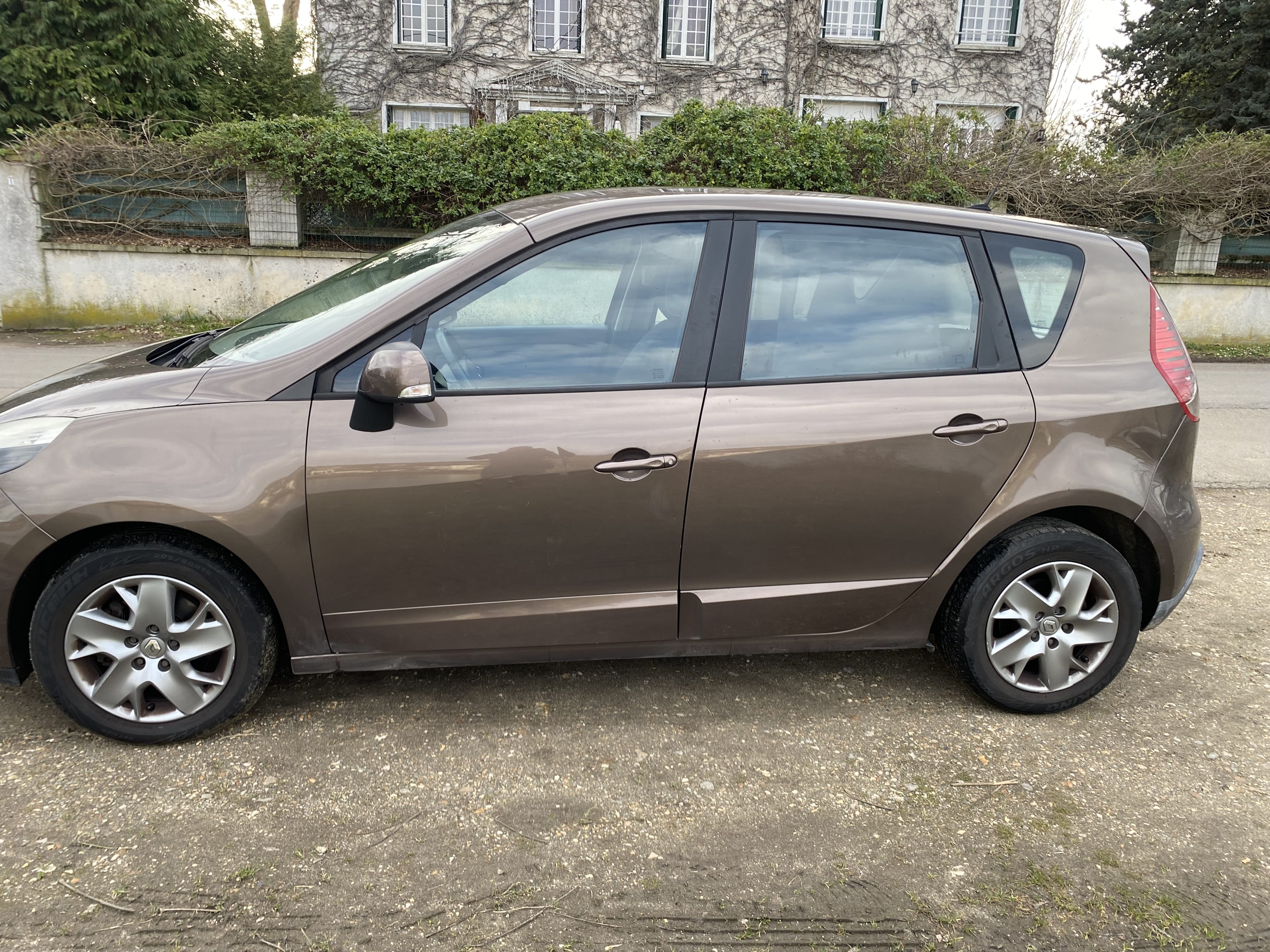 Renault Scenic avec Climatisation