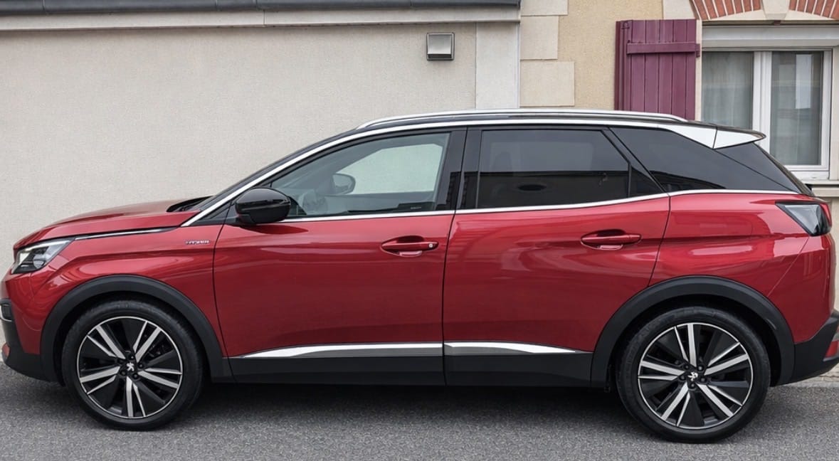 Peugeot 3008, 2021, Essence 95 / Électrique (hybride), automatique
