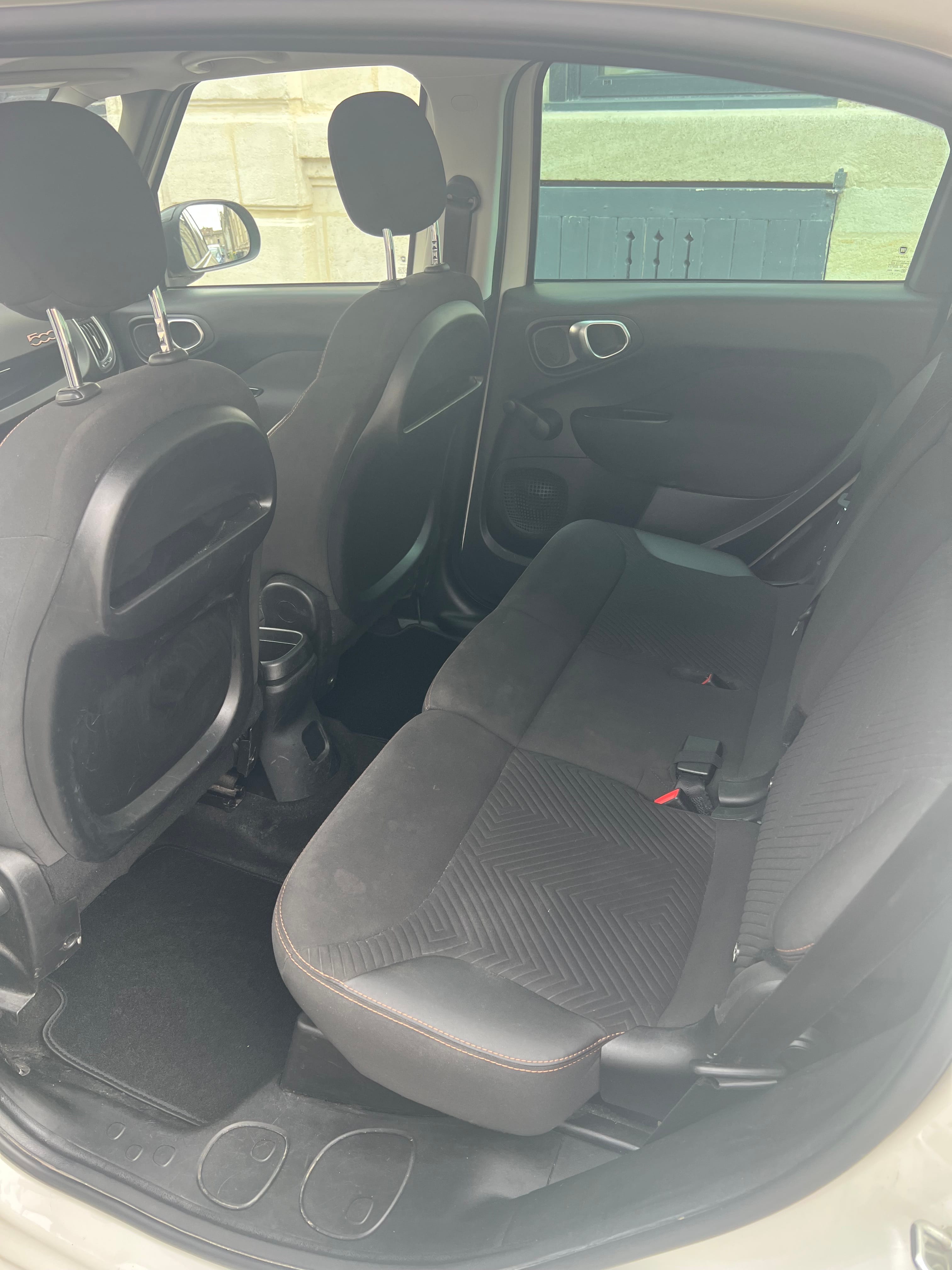 Fiat 500L 1.4L essence 95cv avec Autoradio