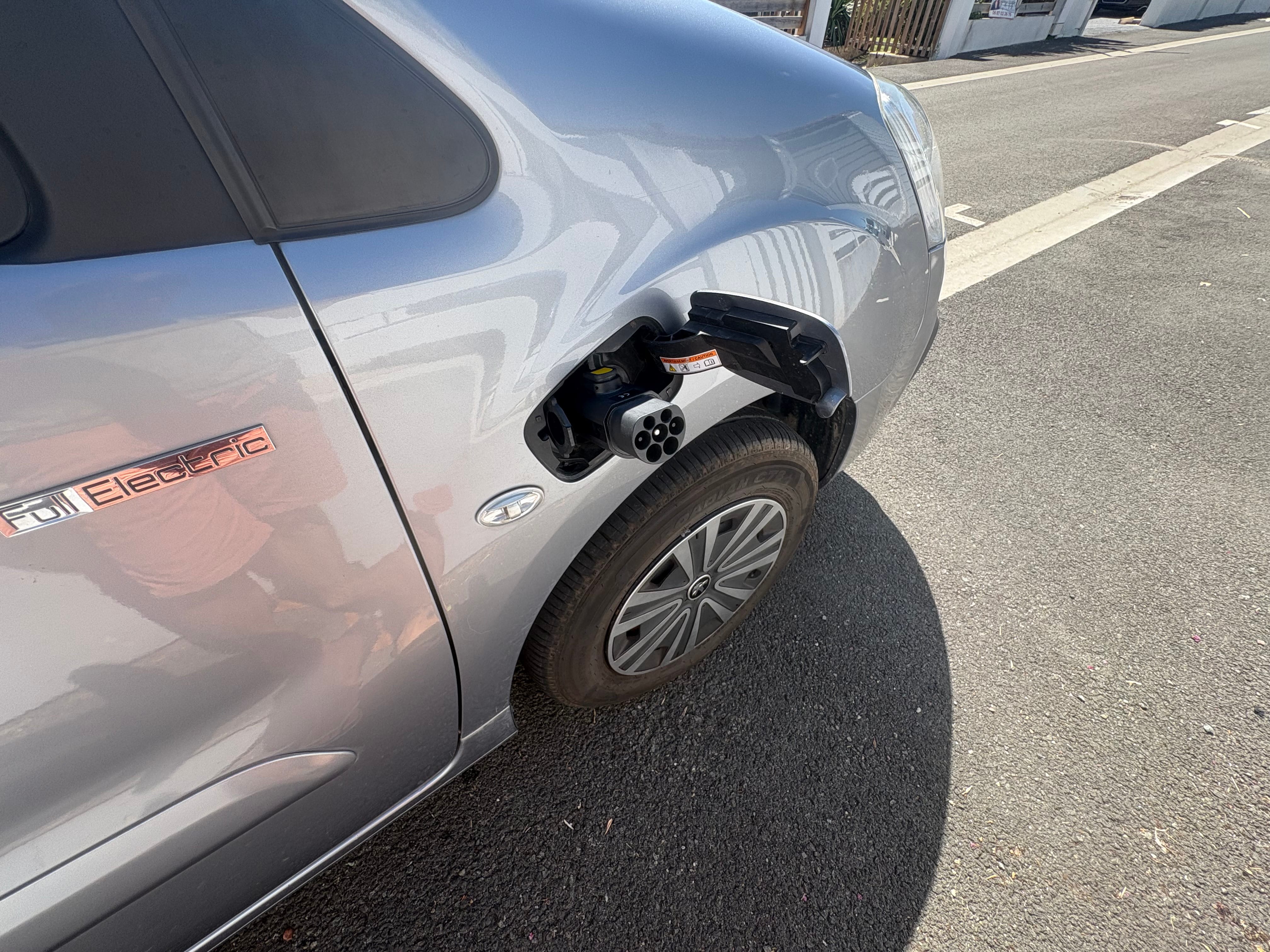 Peugeot Partner Tepee avec Port USB