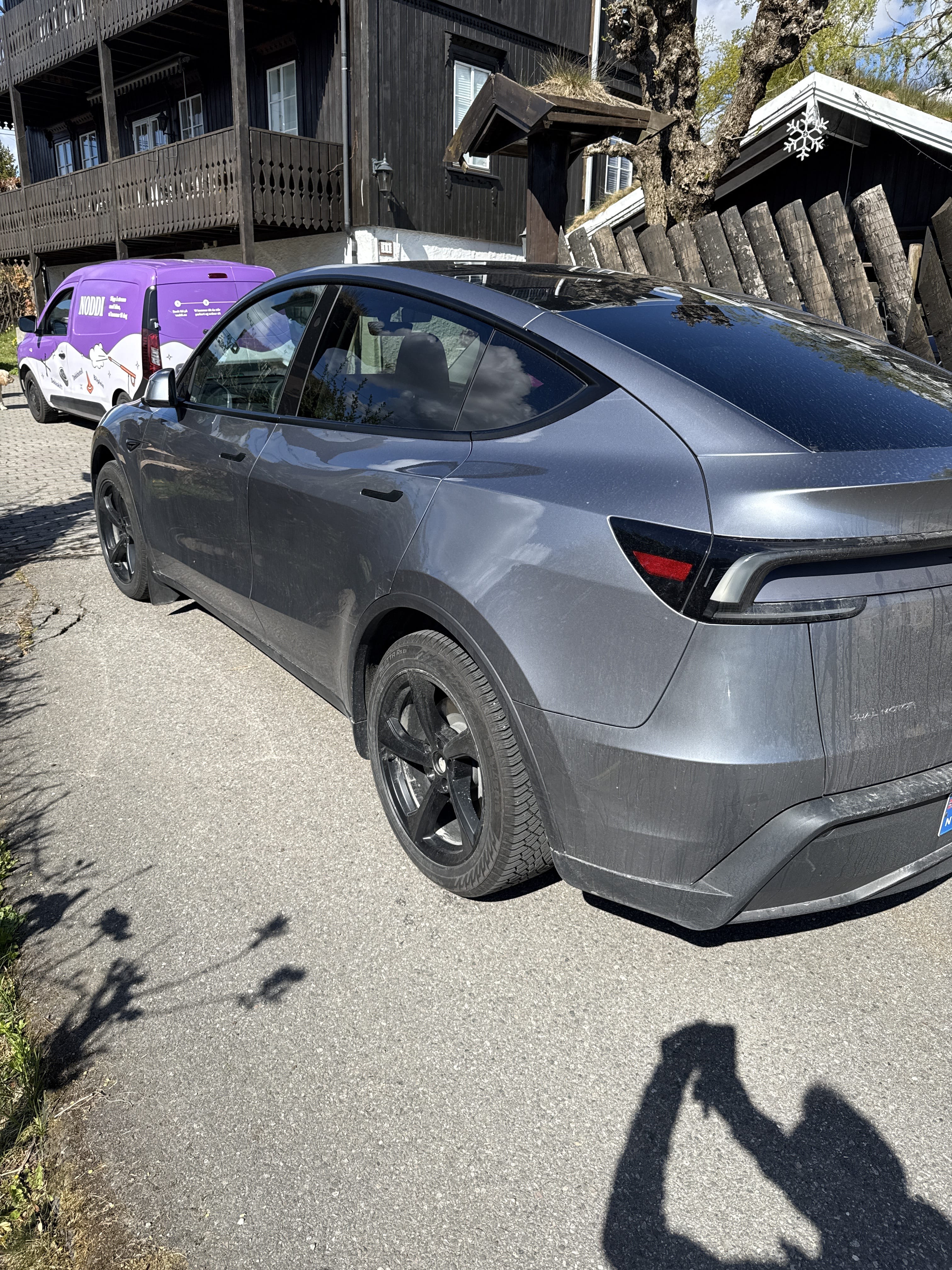 Tesla Model Y Long Range med Aircondition