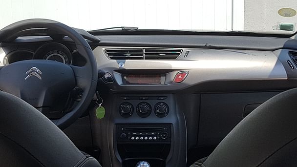 Citroen C3 1.4 HDI Clim (parking de la Gare) avec Régulateur de vitesse
