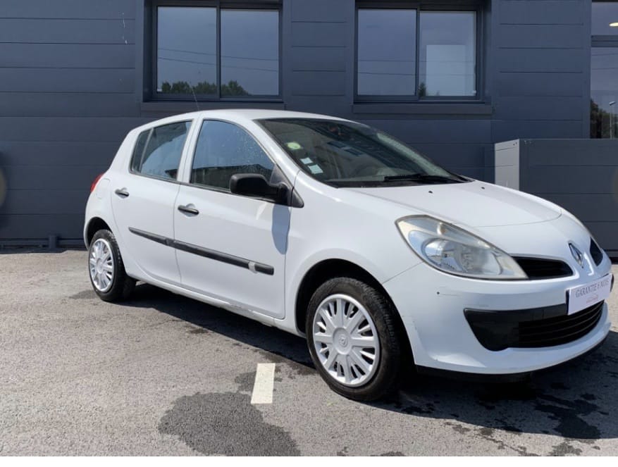 Renault Clio, 2013, Essence 98