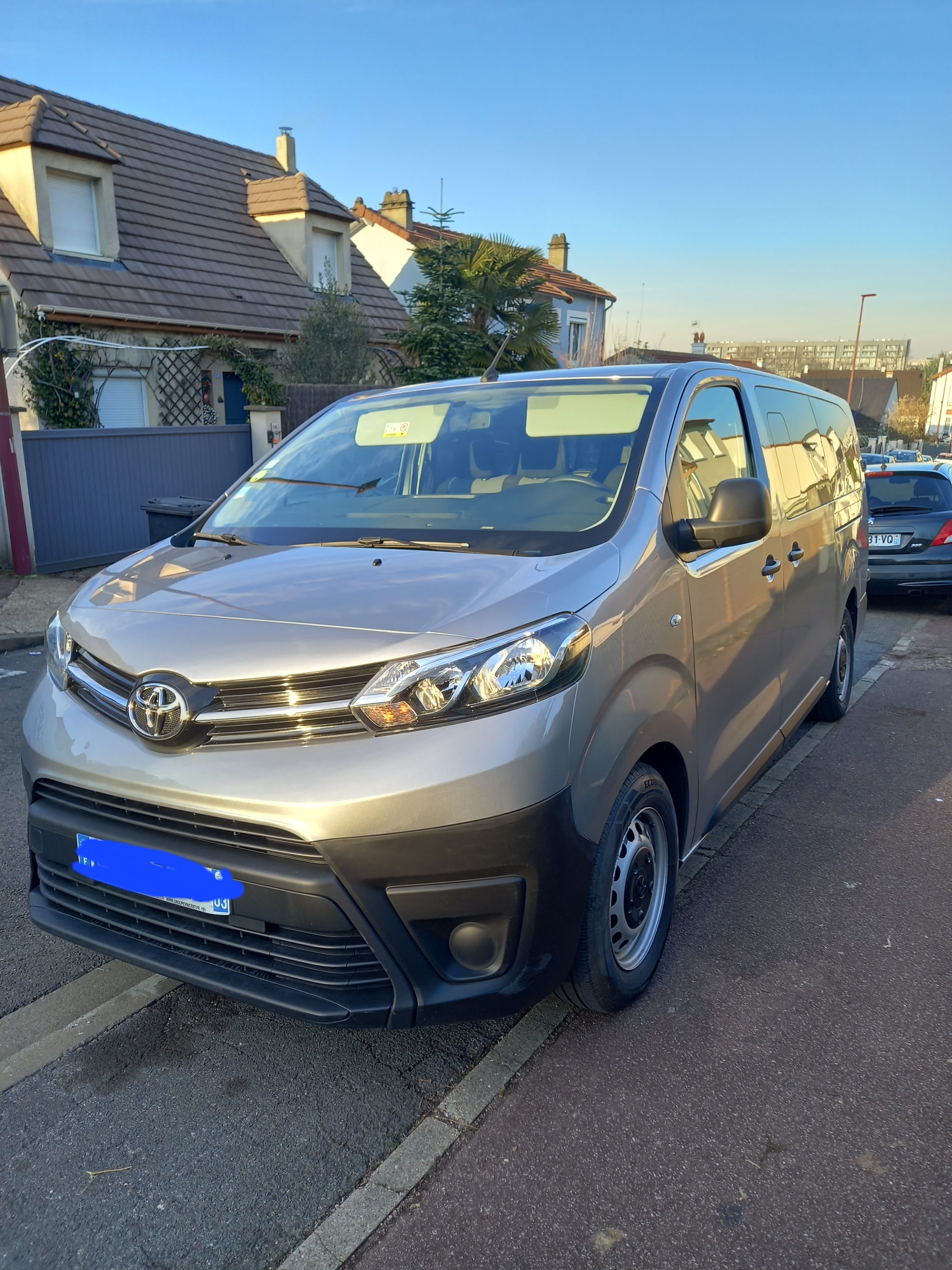 Toyota Proace Verso avec Régulateur de vitesse