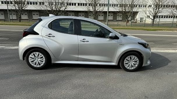 Toyota Yaris Hybride med Aircondition