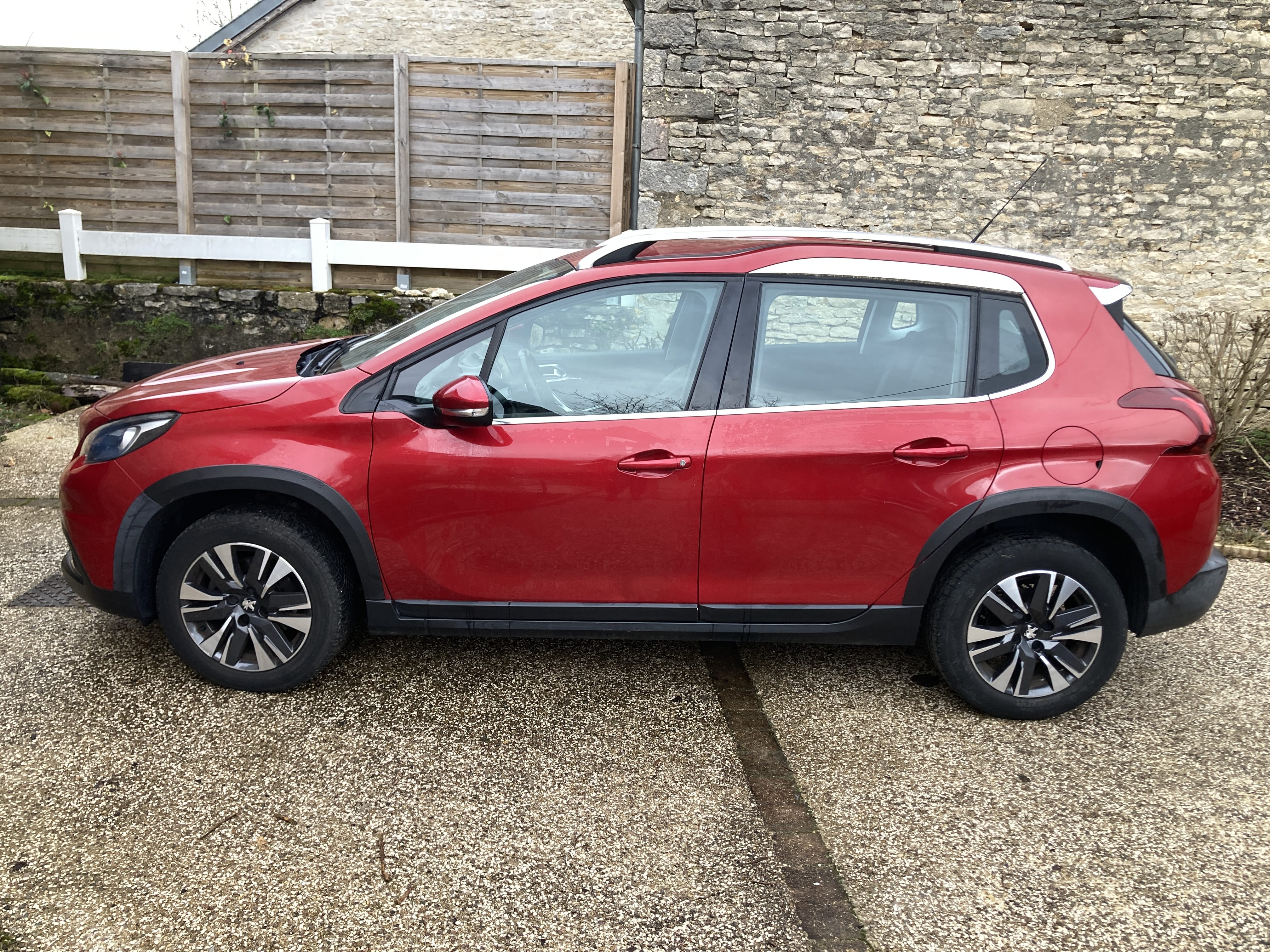 Peugeot 2008 con Aire acondicionado