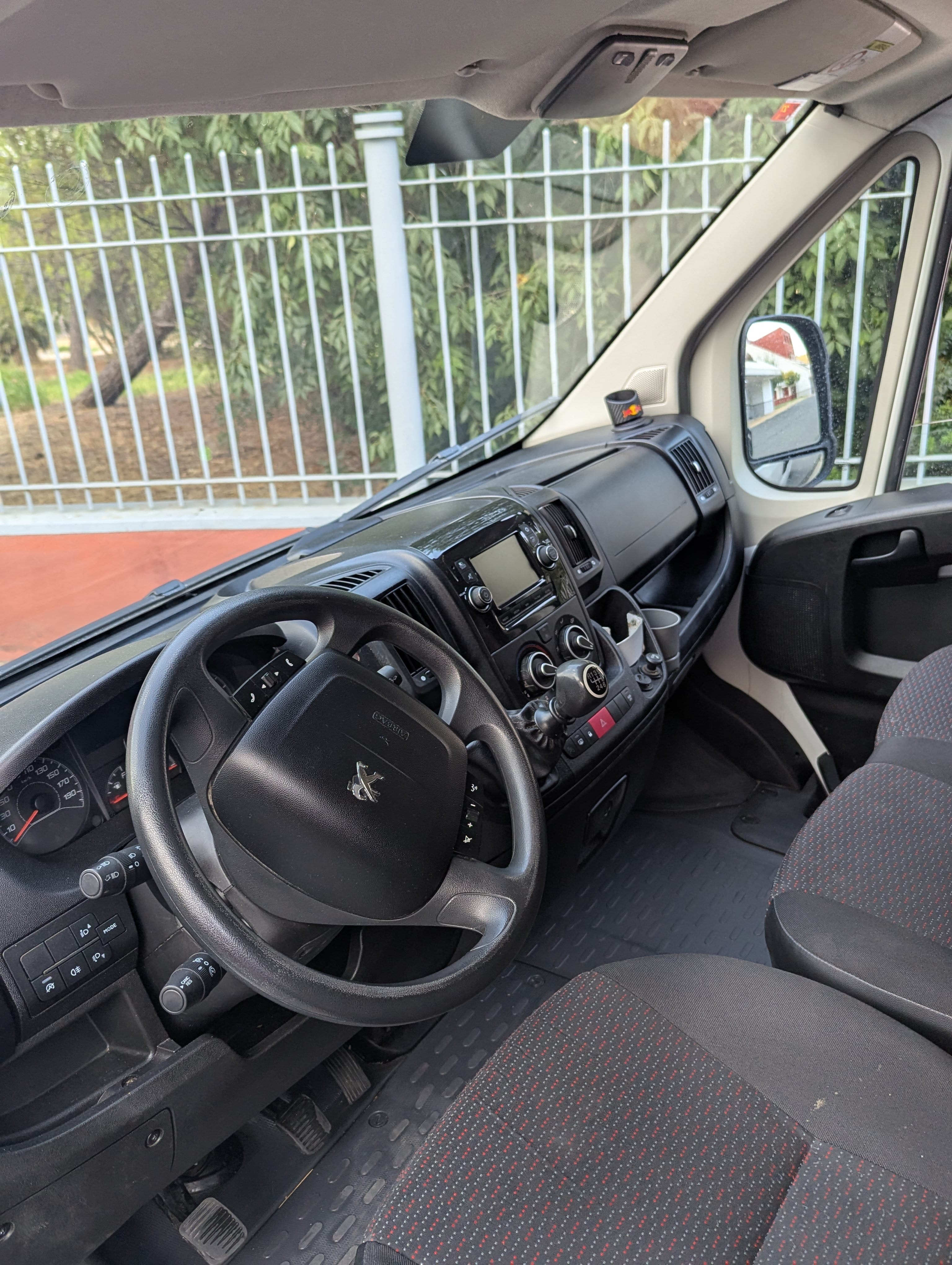 Peugeot Boxer con Audio Bluetooth