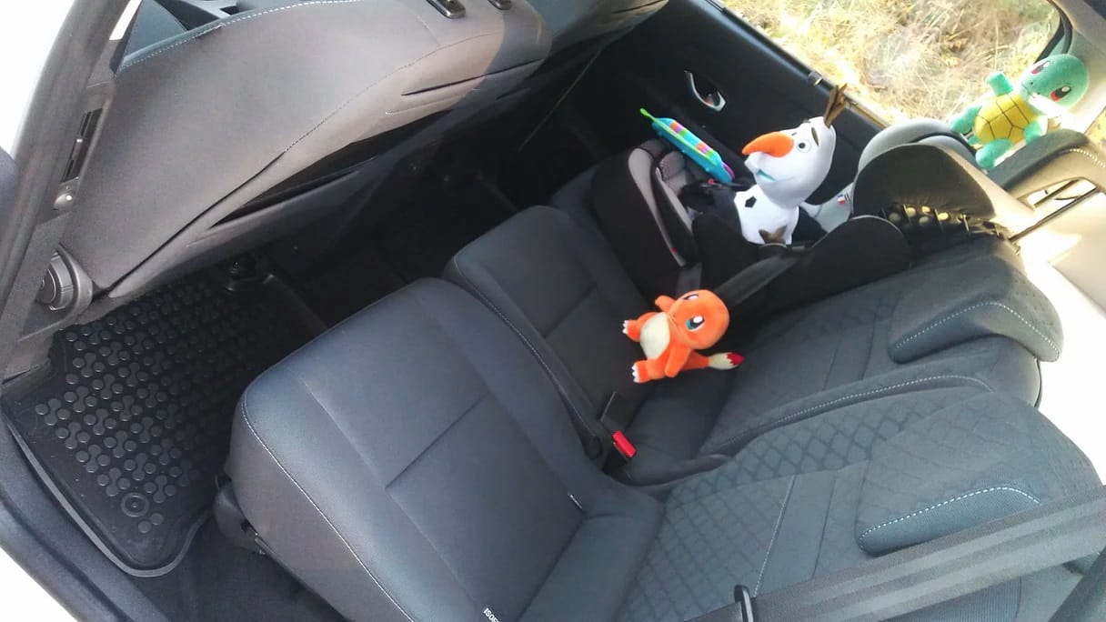 Renault Scenic CLIM 1.5 DCI 110 CH (2) avec Siège bébé