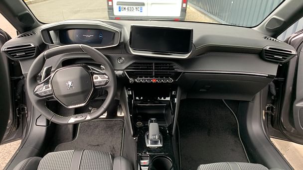 Peugeot 208 BVA II GT 1.2 PureTech avec Apple CarPlay