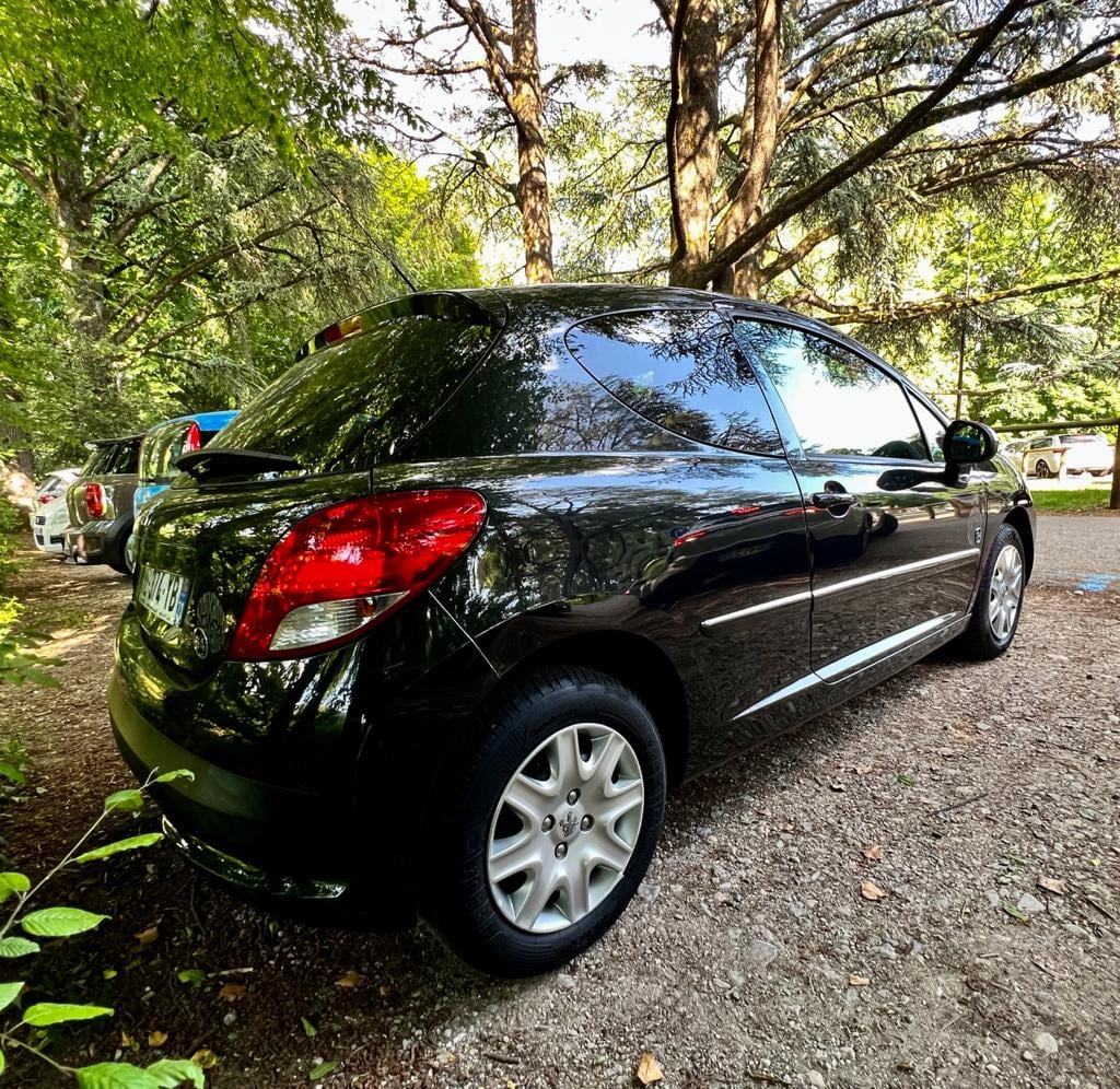 Peugeot 207 avec Climatisation