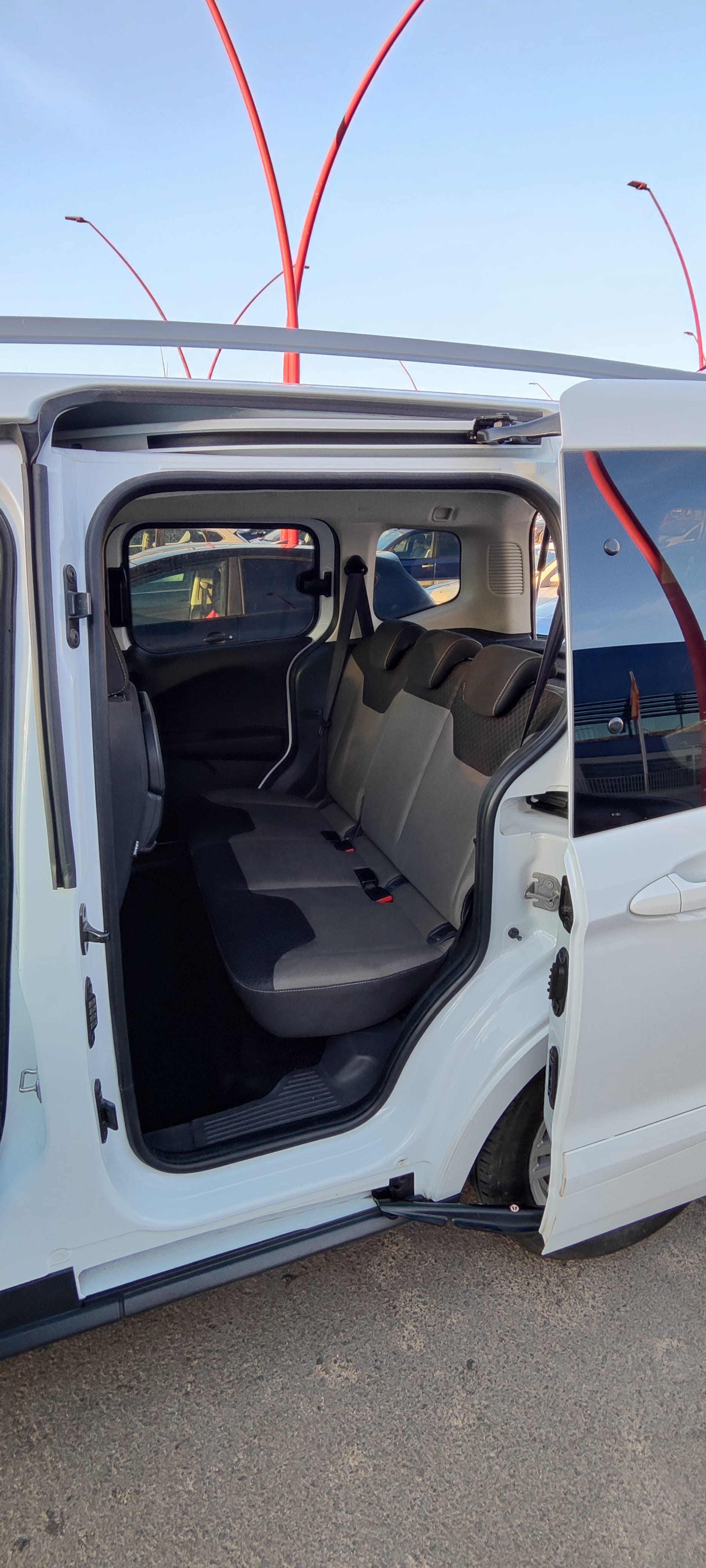 Ford Tourneo Courier