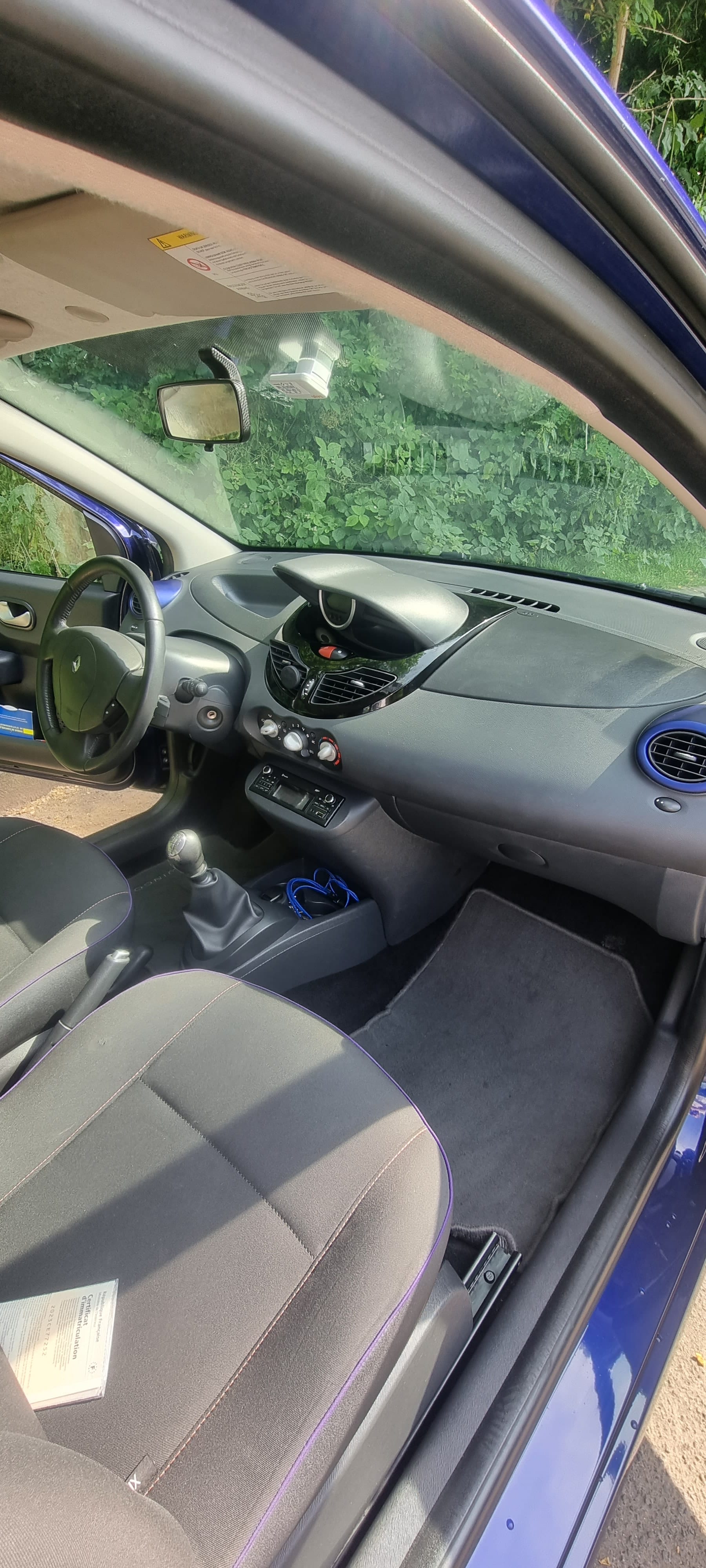 Renault Twingo II 1.2 16v 75 ch 4 chevaux fiscaux avec Régulateur de vitesse