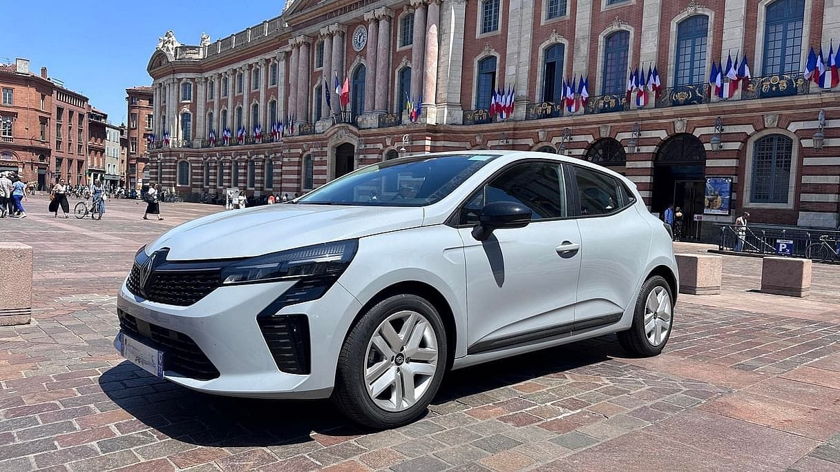 Renault Clio, 2024, Essence 98
