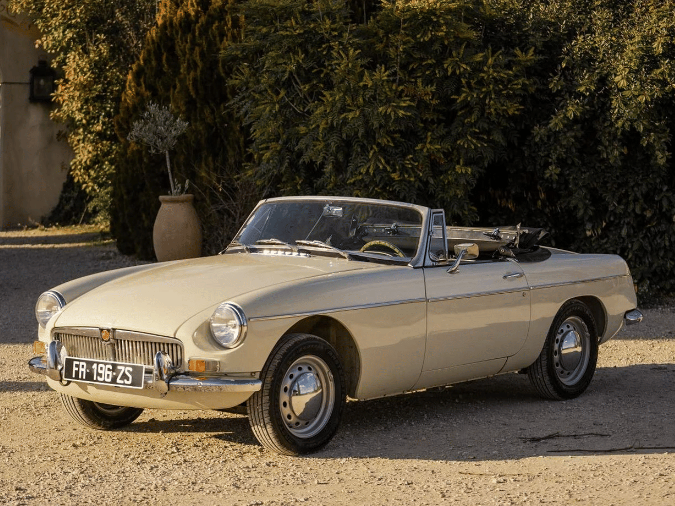 MG B Cabriolet, 1969, Essence 98