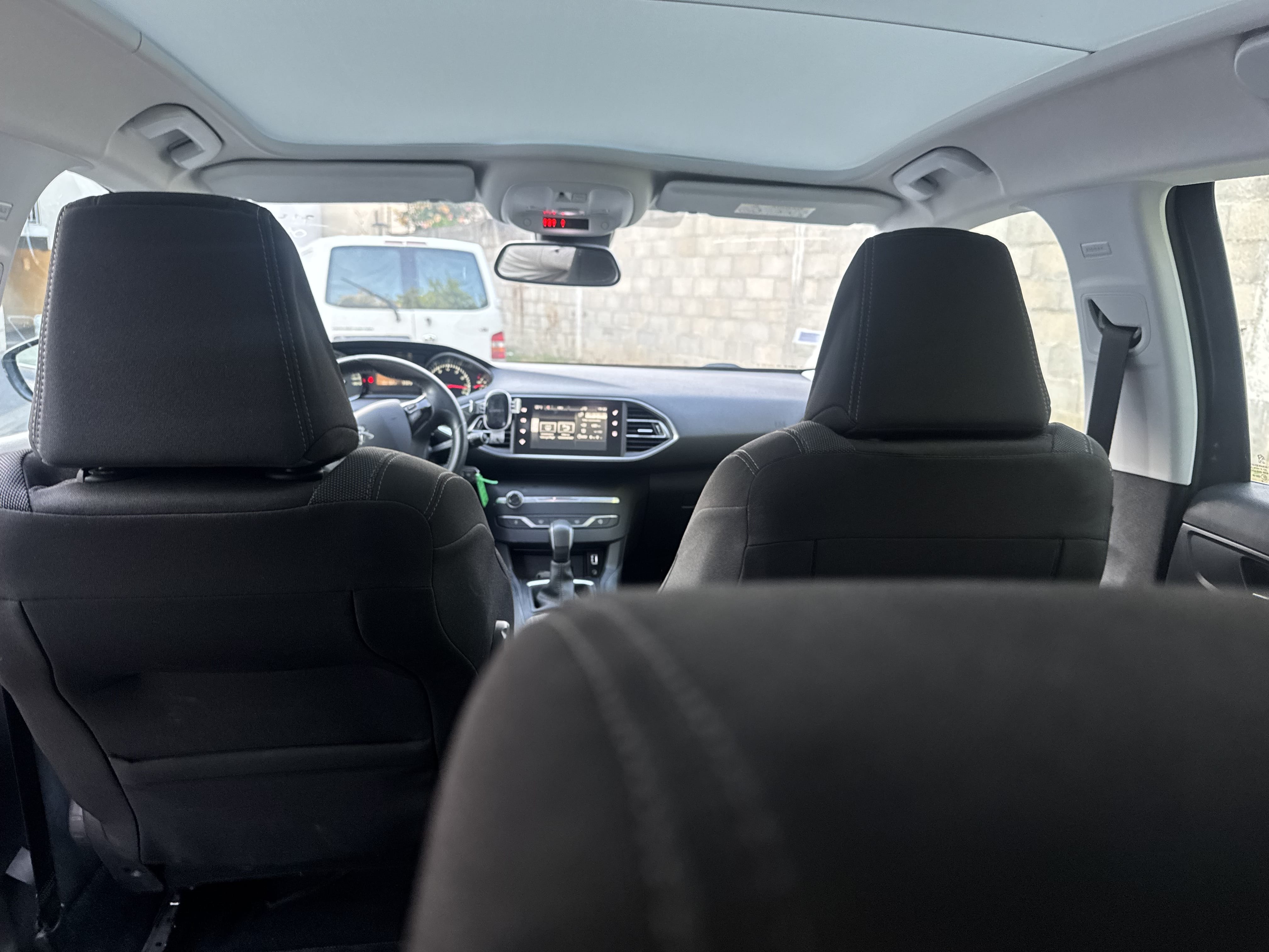 Peugeot 308 avec GPS