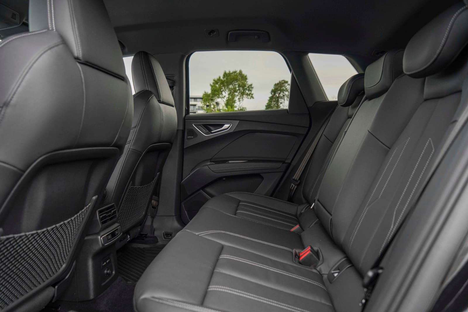 Audi Q4 35 e-tron (RWD) 50 quattro med Babysete