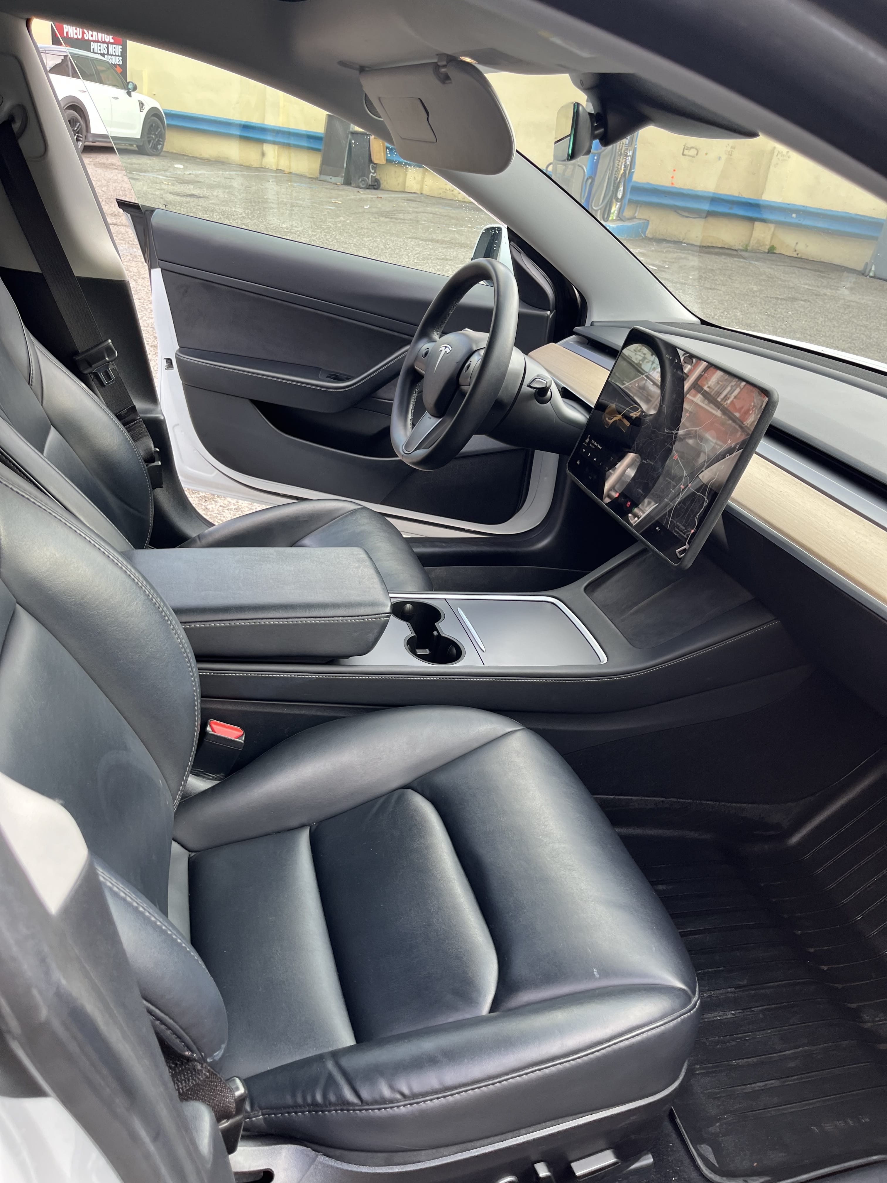 Tesla Model 3 Standard Range avec Audio Bluetooth
