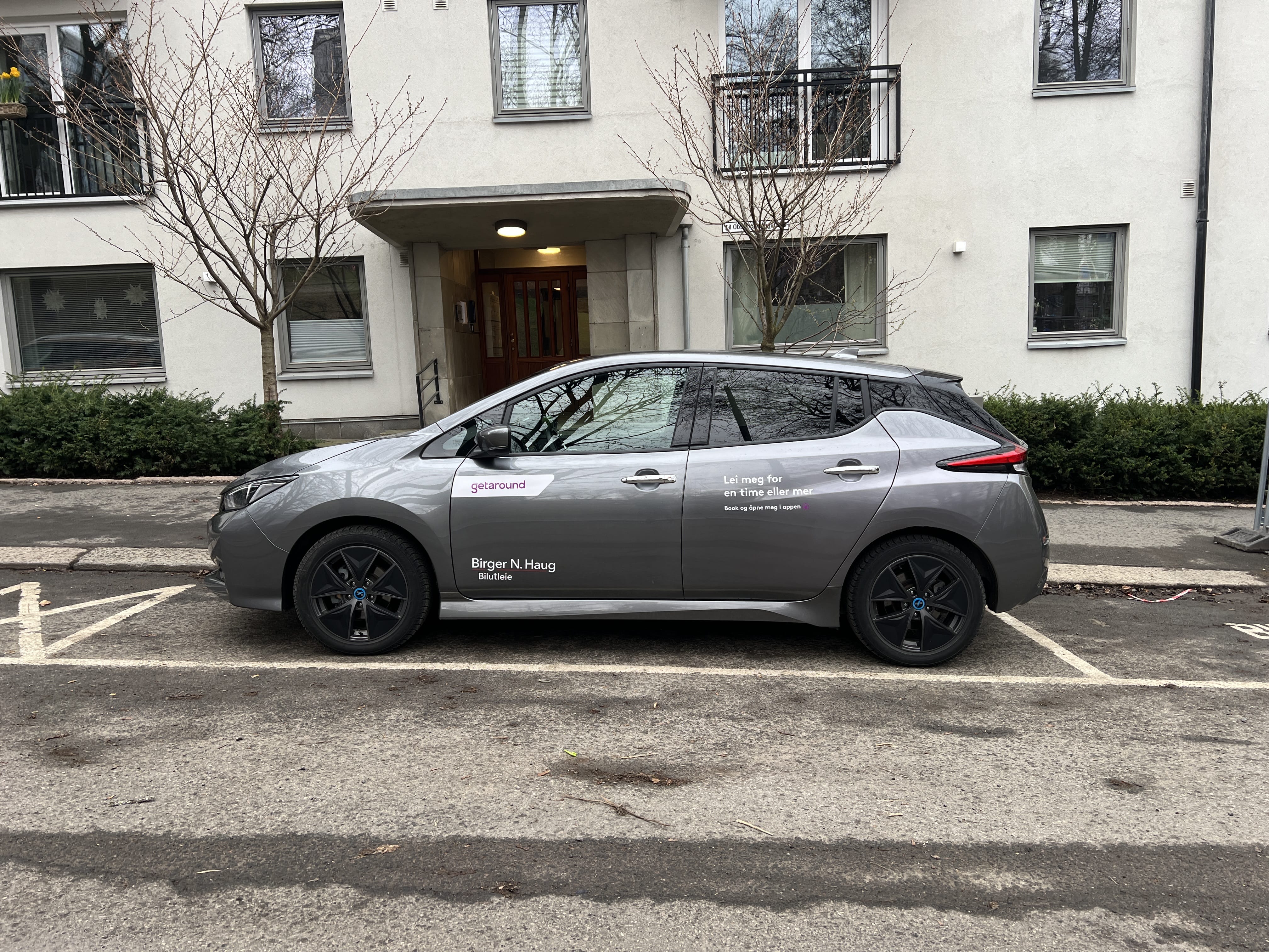 Nissan Leaf with Air conditioning