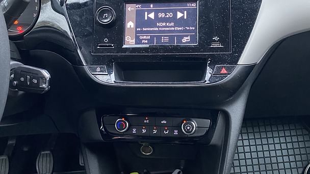 Opel Corsa 200 mit Klimaanlage/AC