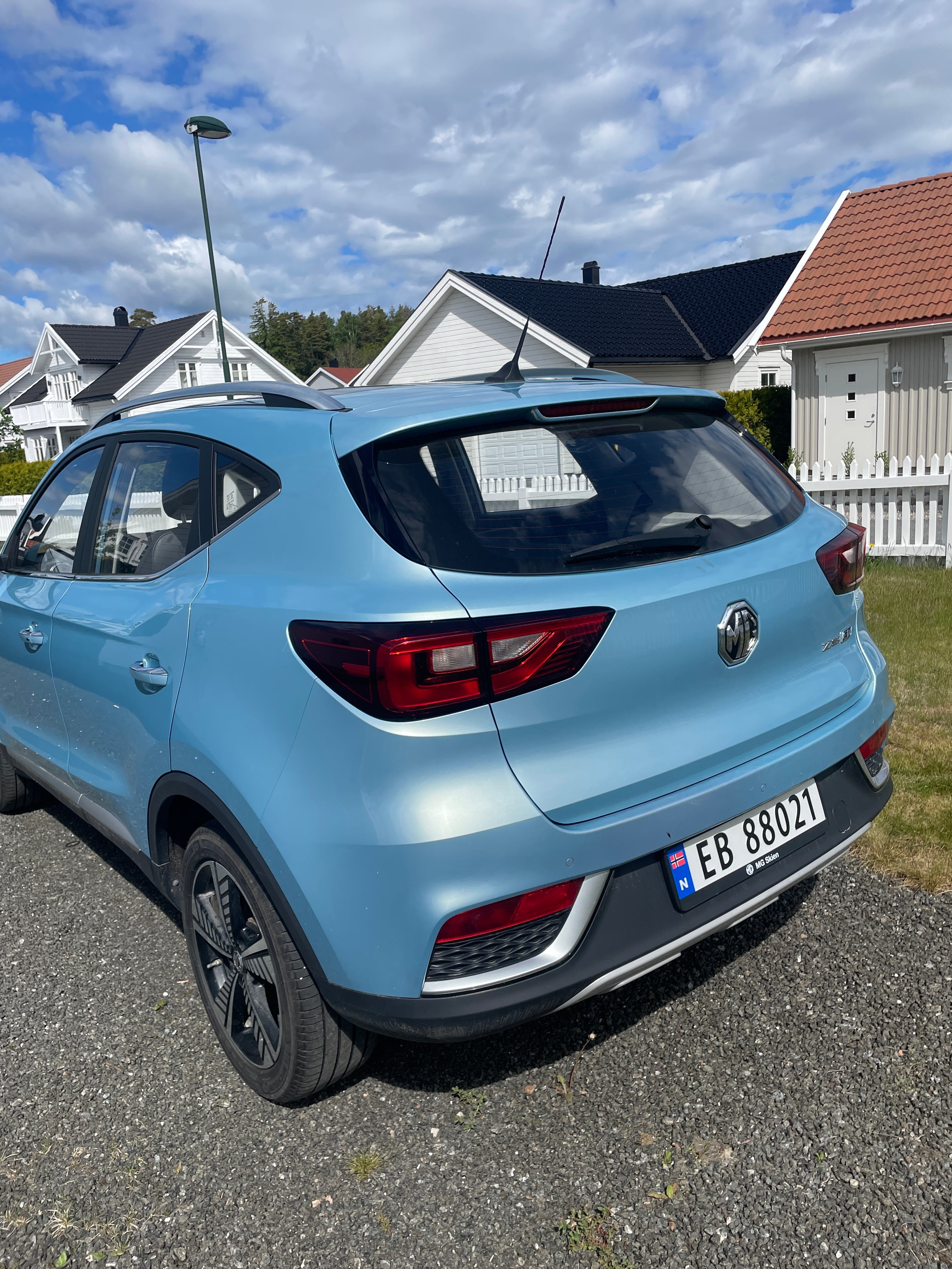 Mg ZS EV med GPS