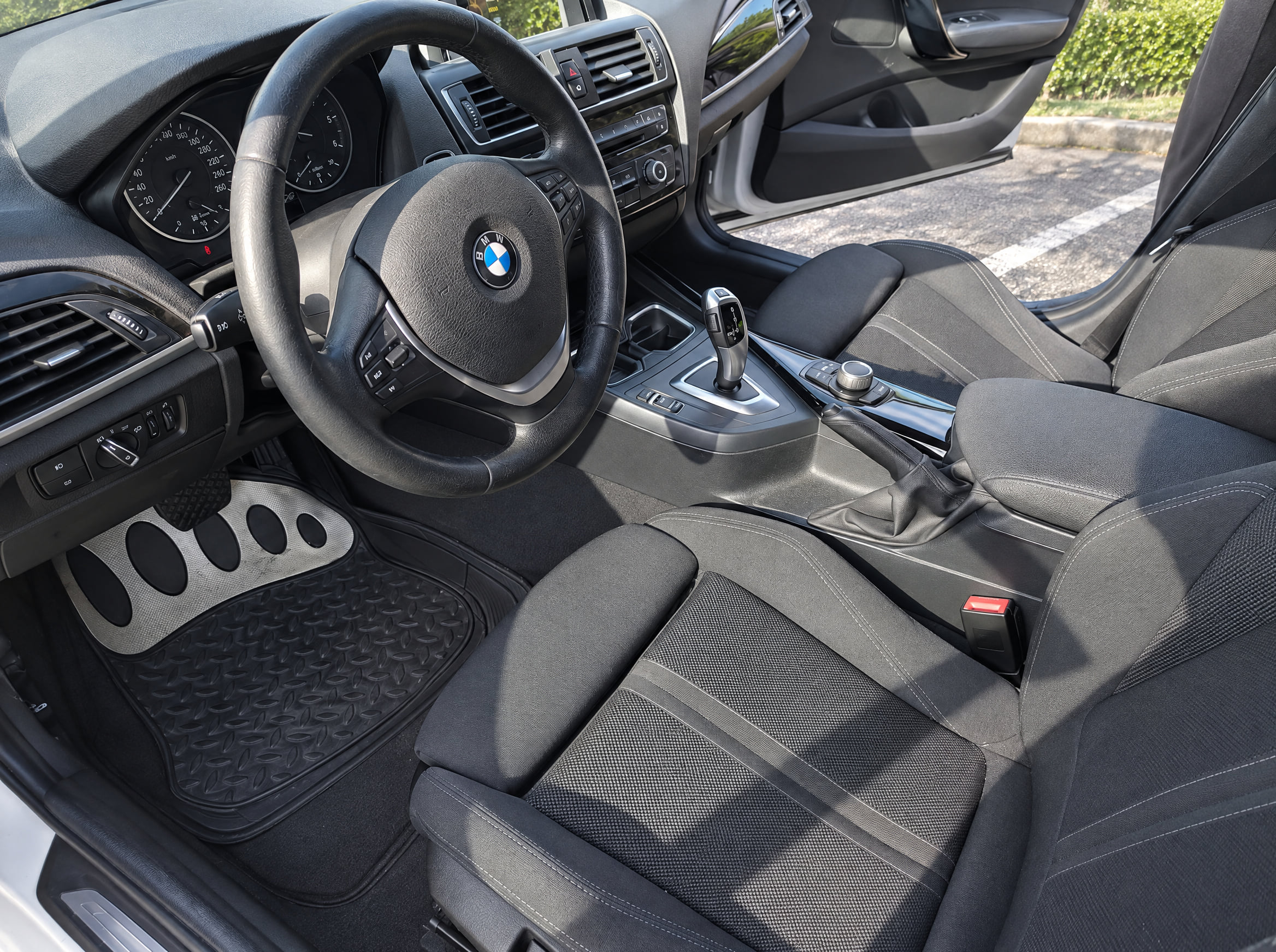 BMW Série 1 avec Régulateur de vitesse
