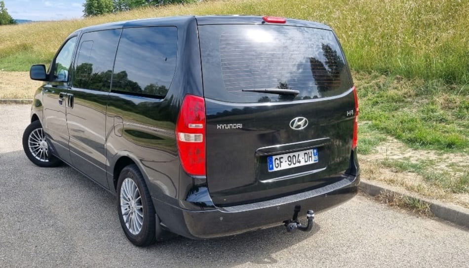 Hyundai H-1 Van GARE SNCF 8 places avec Climatisation