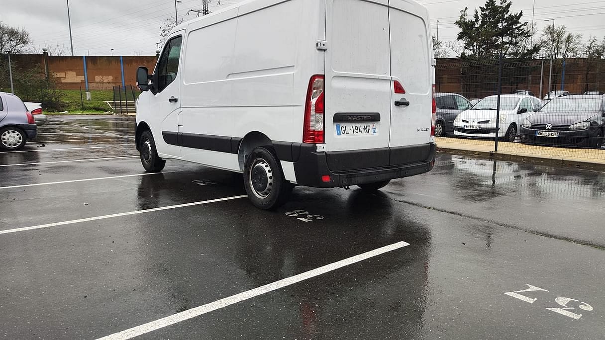 Renault Master met Cruise control