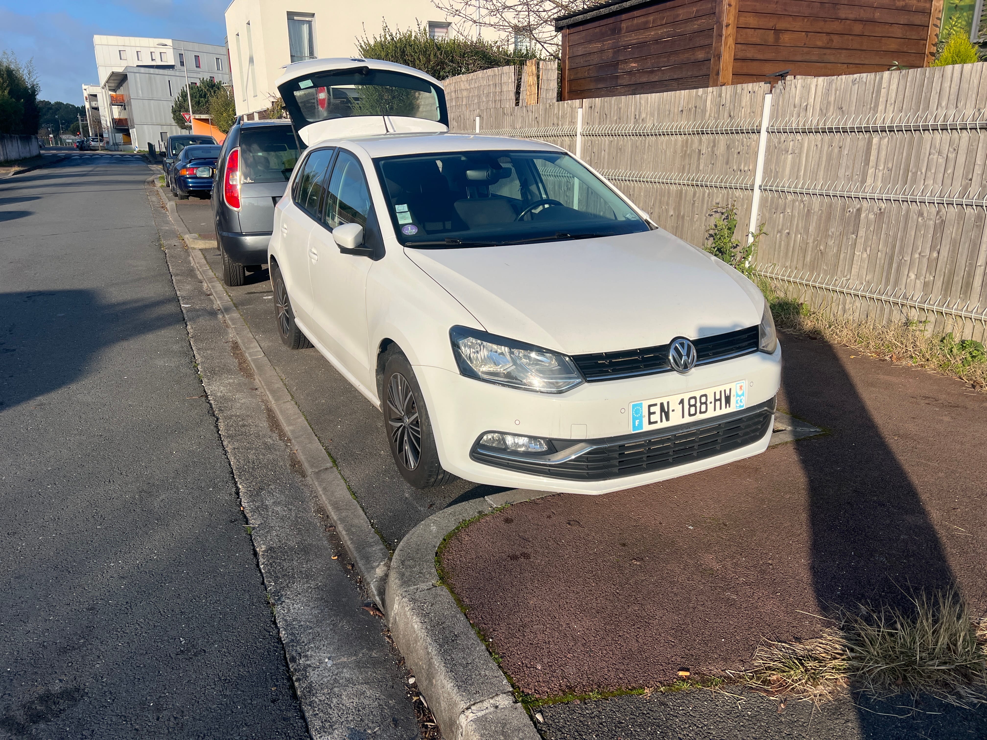 Volkswagen Polo 1.2 tsi avec Apple CarPlay