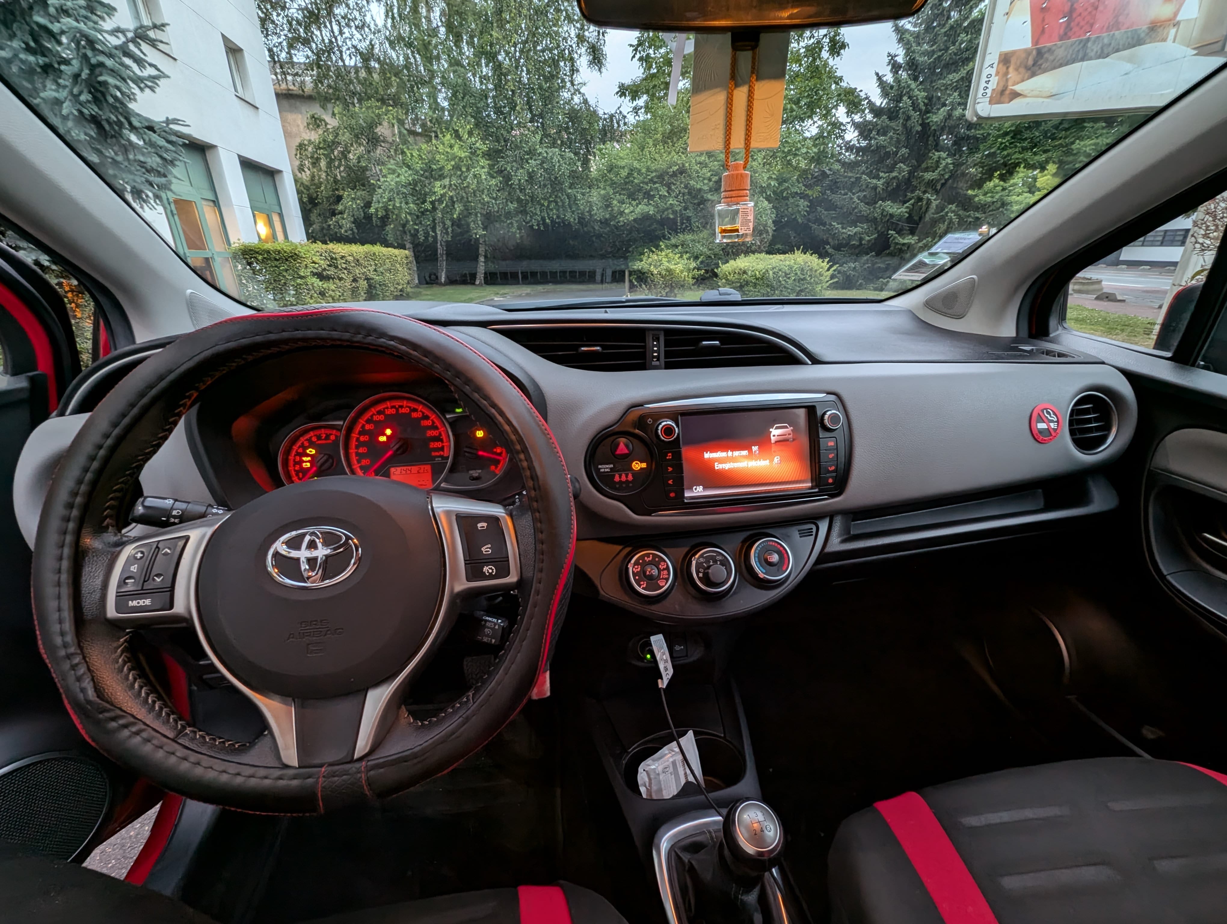 Toyota Yaris Ultimate avec Audio Bluetooth