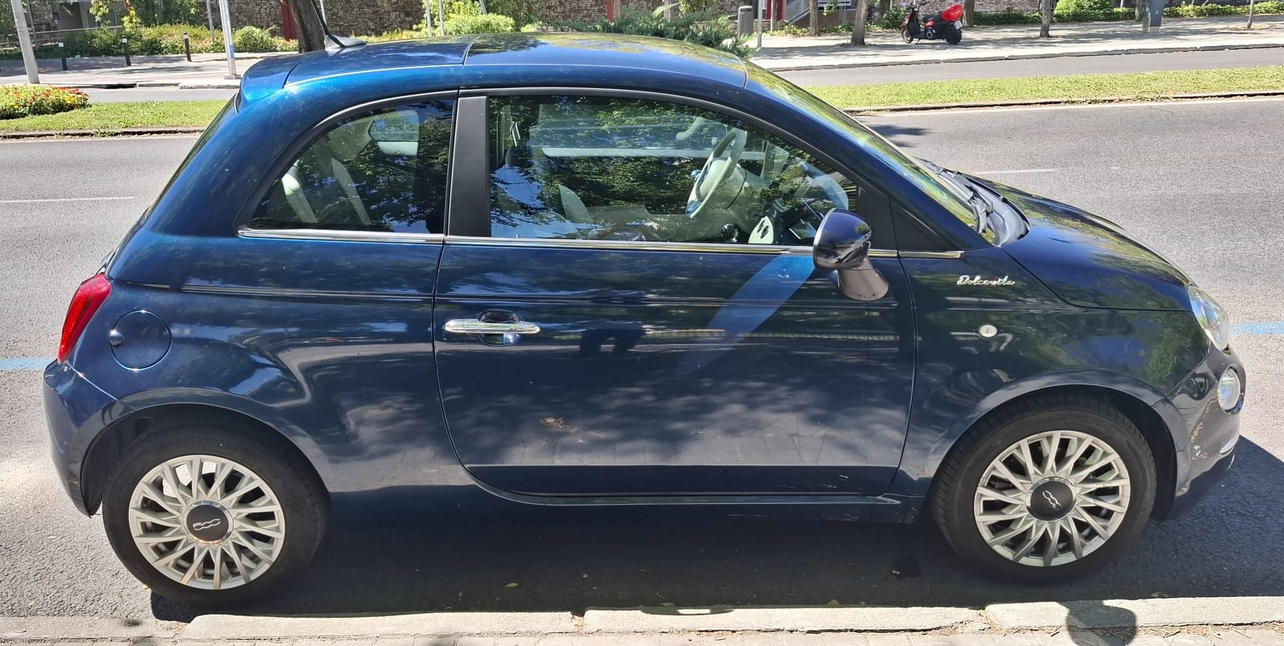 Fiat 500 Híbrido con Aire acondicionado