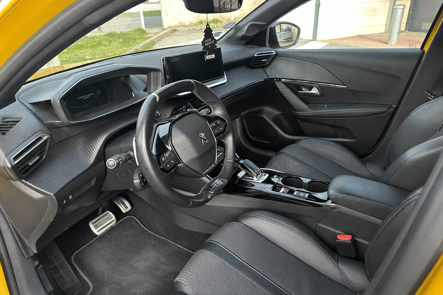 Peugeot 208 avec Régulateur de vitesse