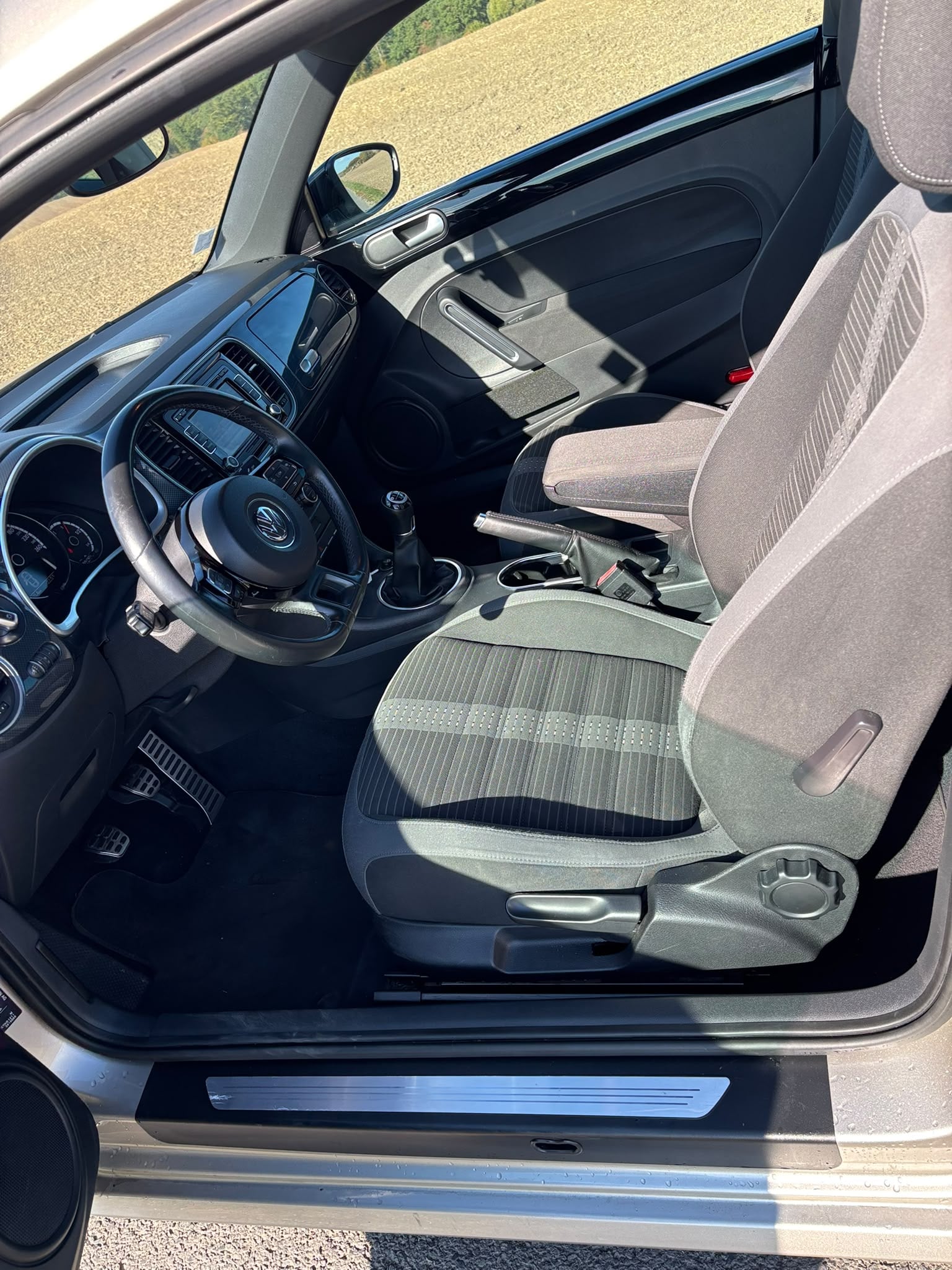 Volkswagen New Beetle 1.4 TSI 160 Confortline avec Autoradio