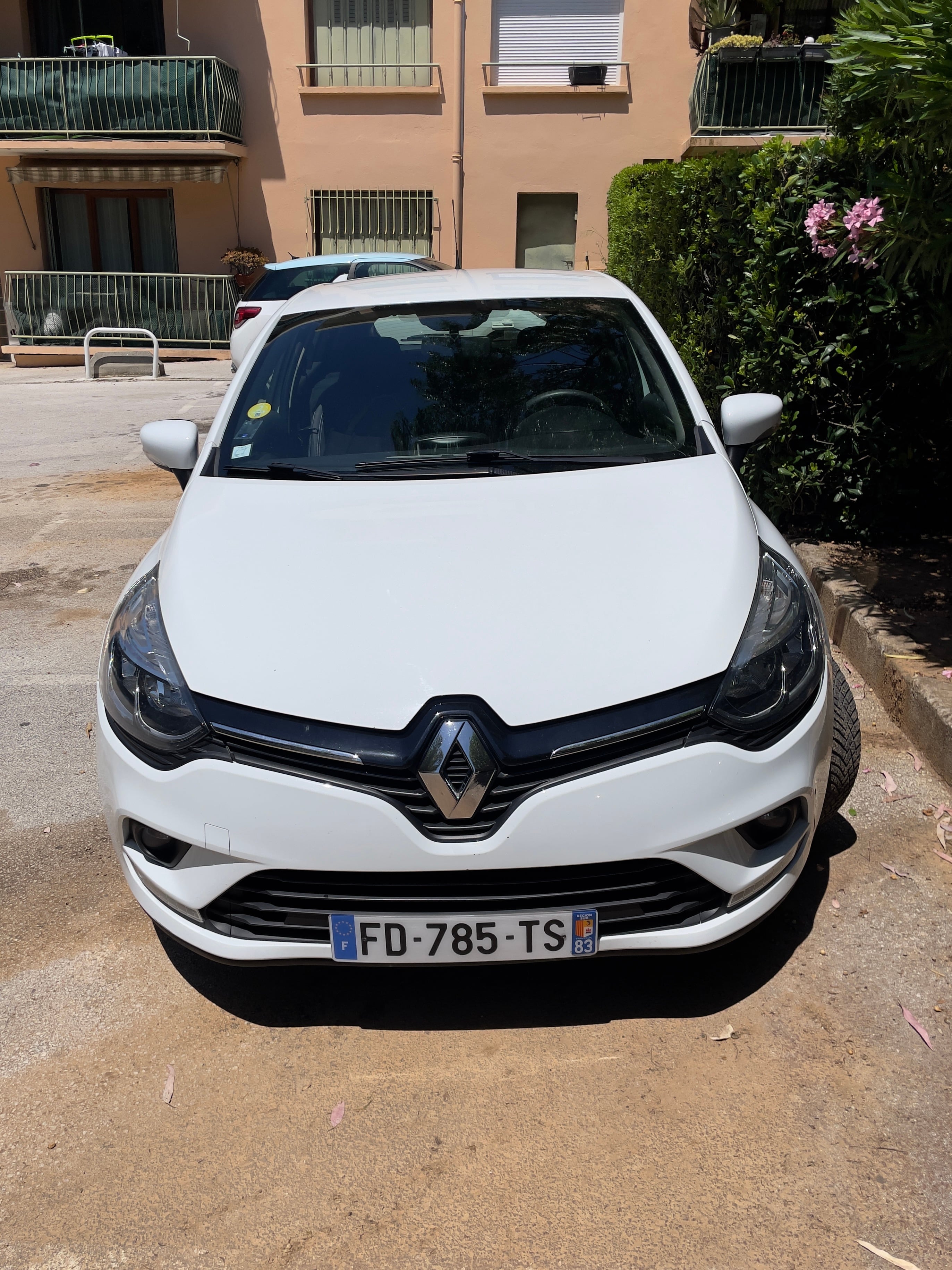 Renault Clio 1.5 DCI économique avec Climatisation