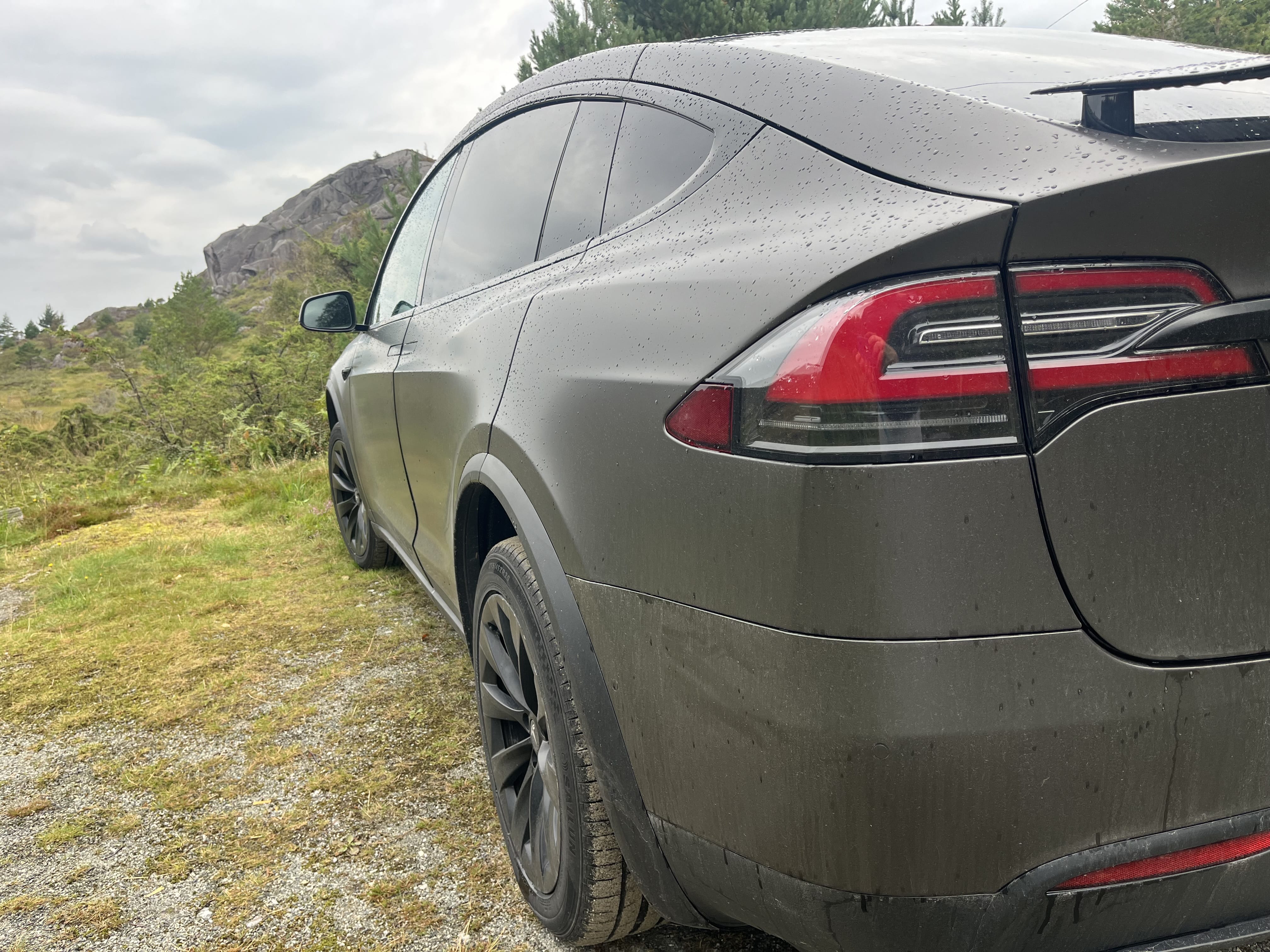 Tesla Model X with Air conditioning