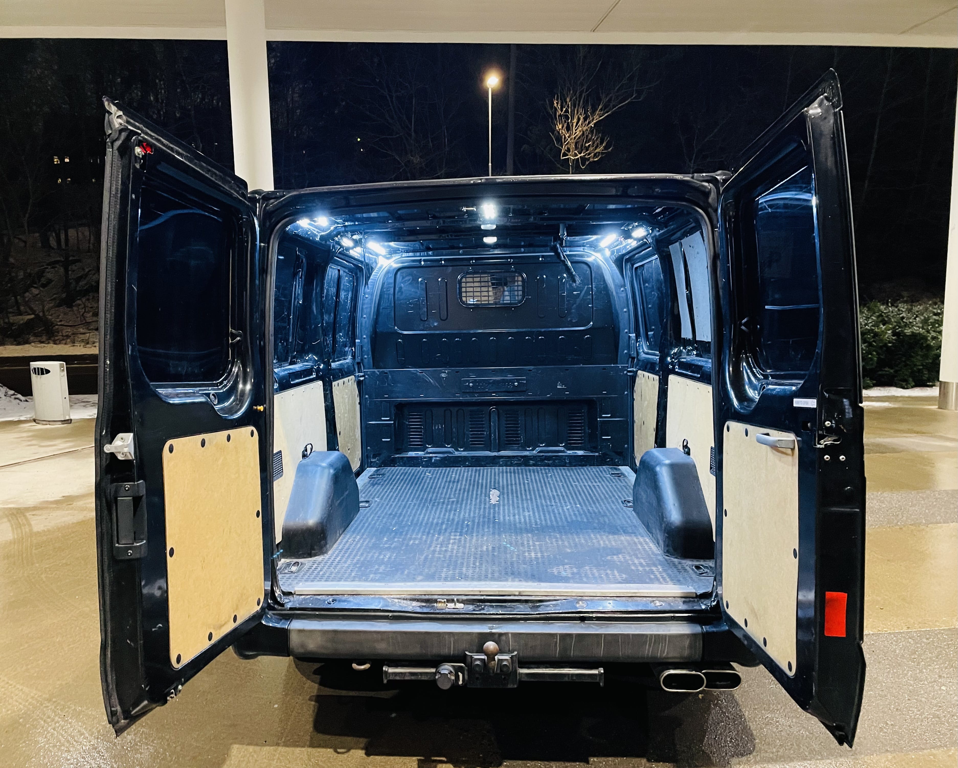 Ford Transit Varebil 2.2 mit Navigationsgerät