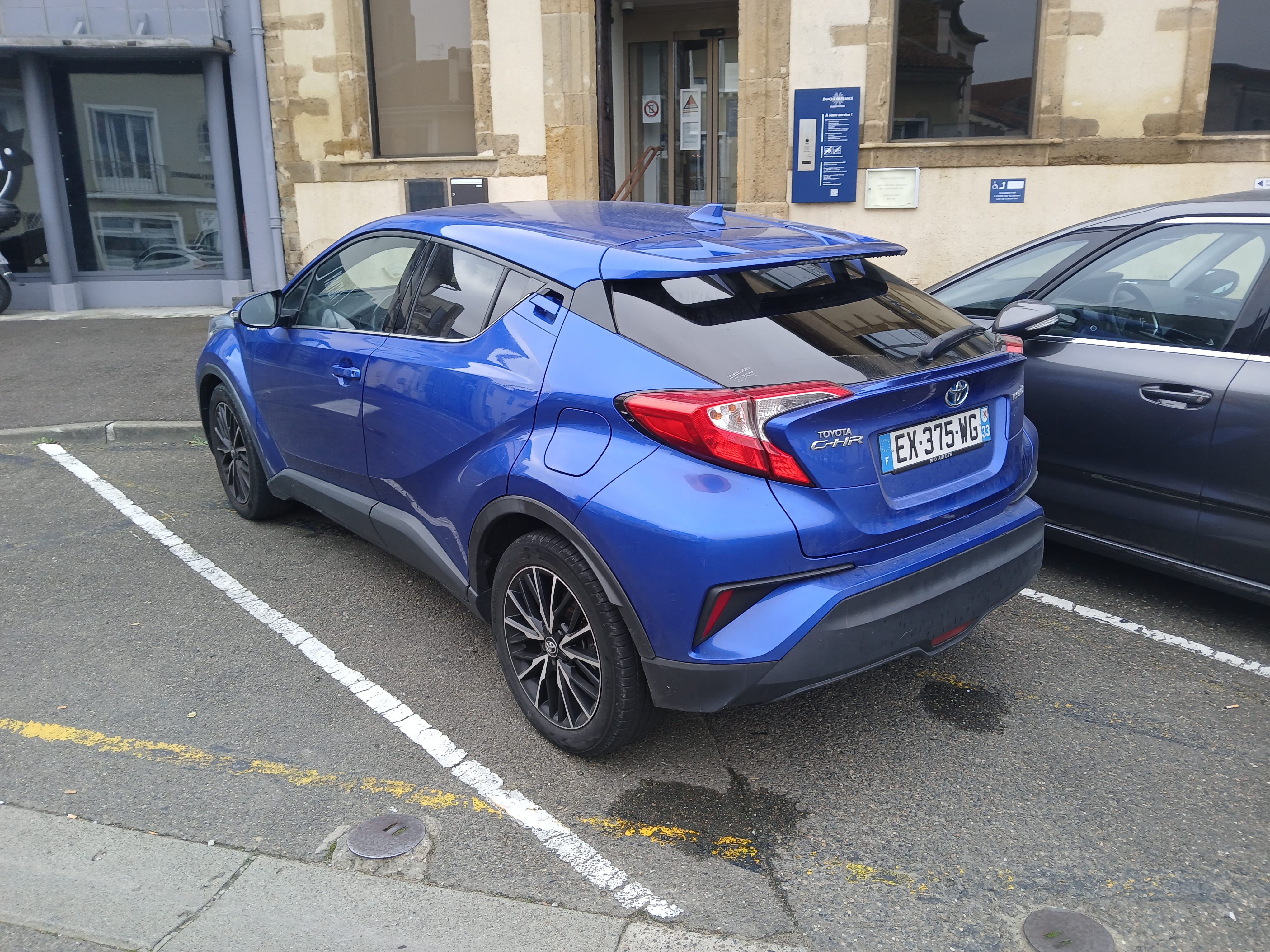 Toyota C-HR Hybrid avec GPS