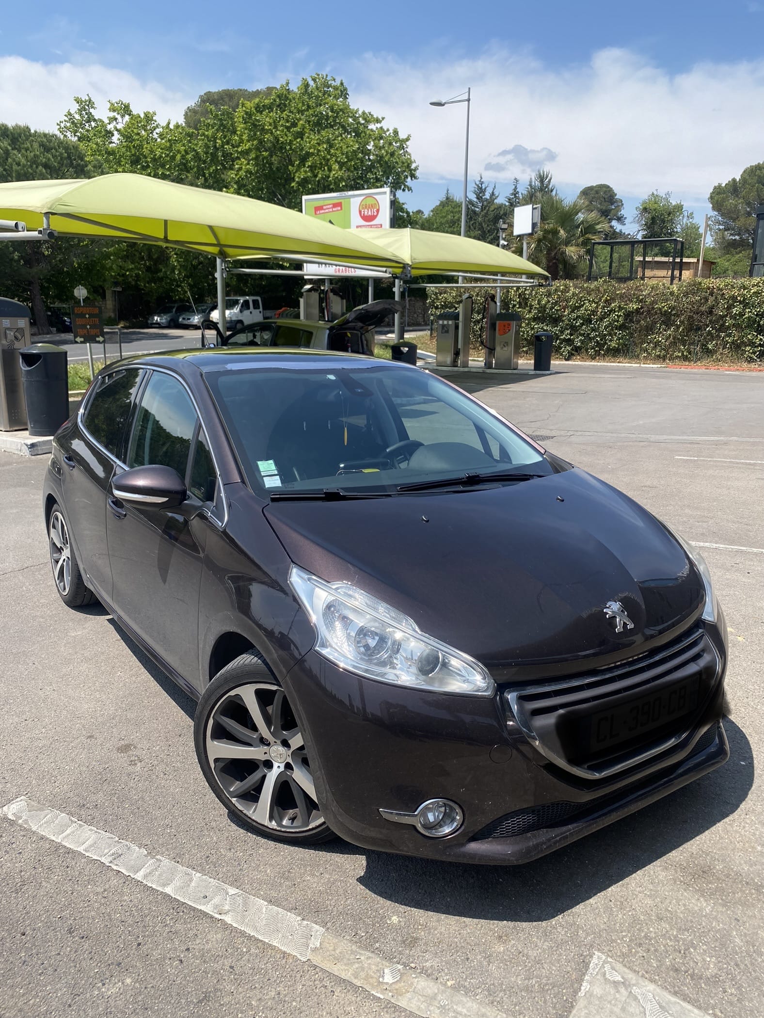 Peugeot 208, 2012, Diesel