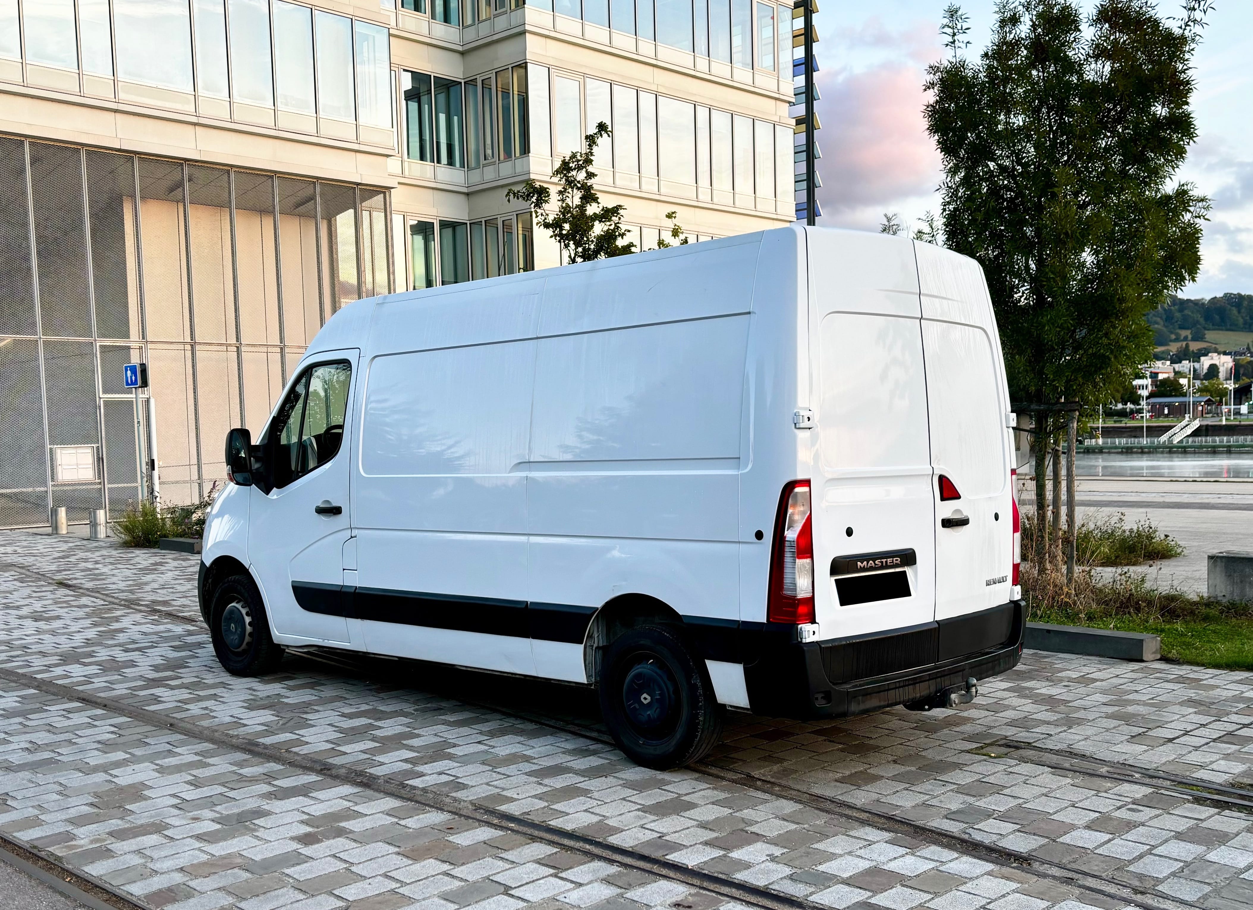 Renault Master avec Chaines