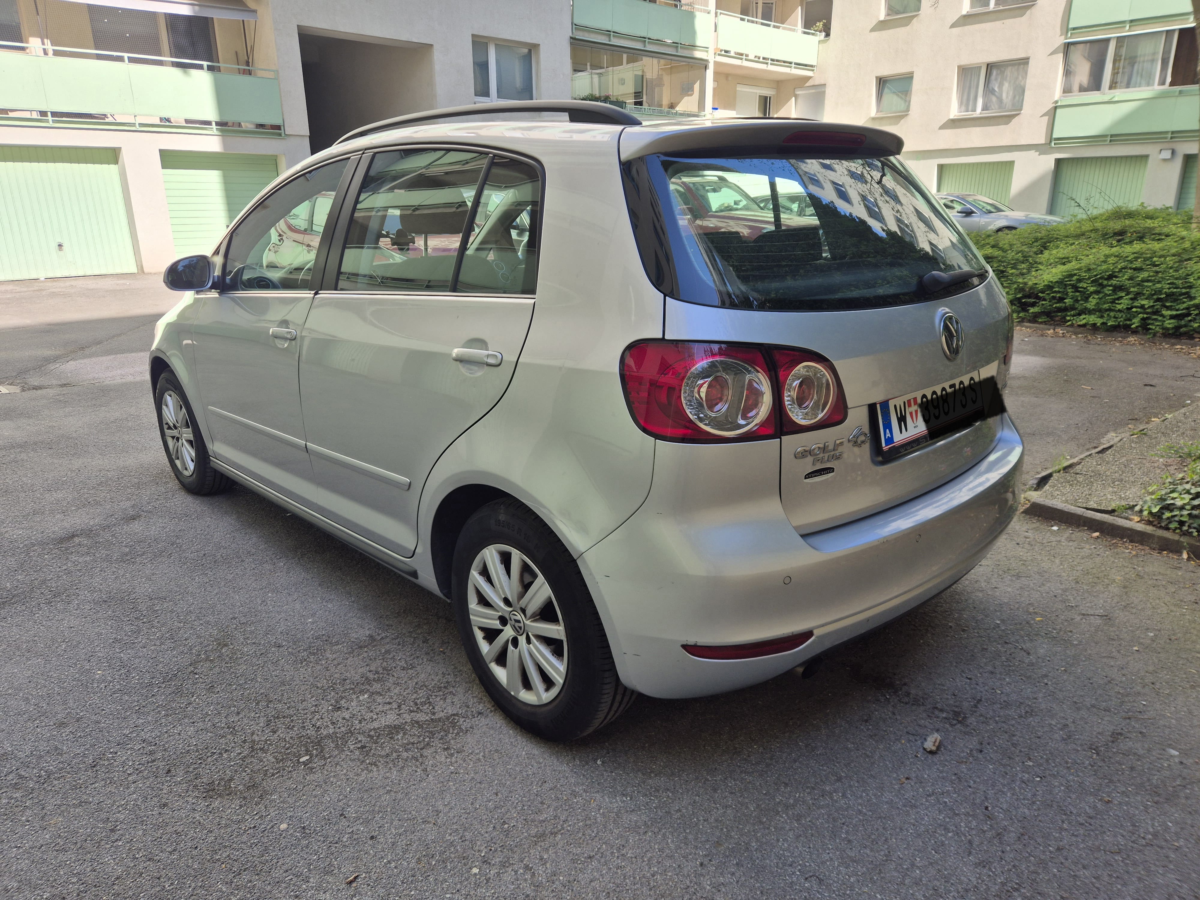 Volkswagen Golf Plus mit Rückfahrkamera